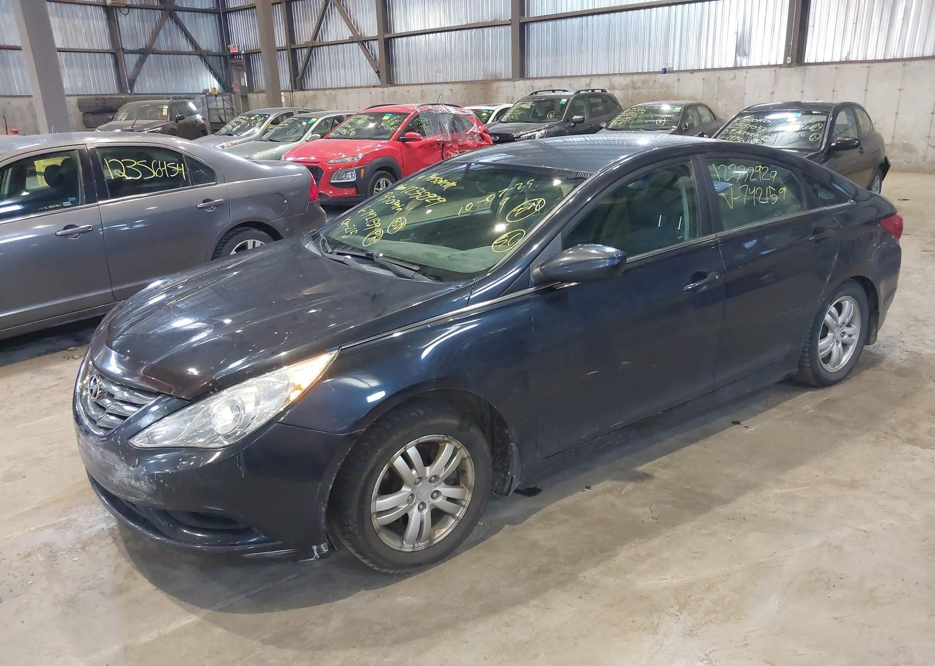 2013 HYUNDAI SONATA GLS