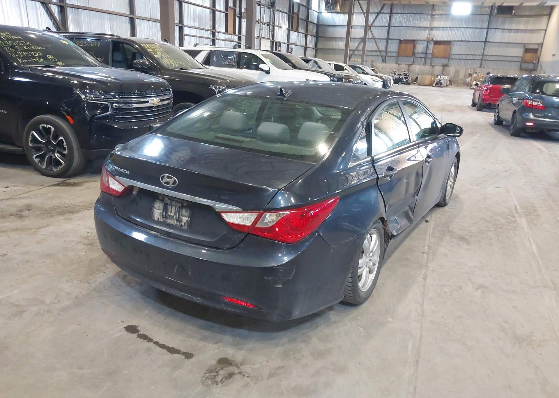 2013 HYUNDAI SONATA GLS