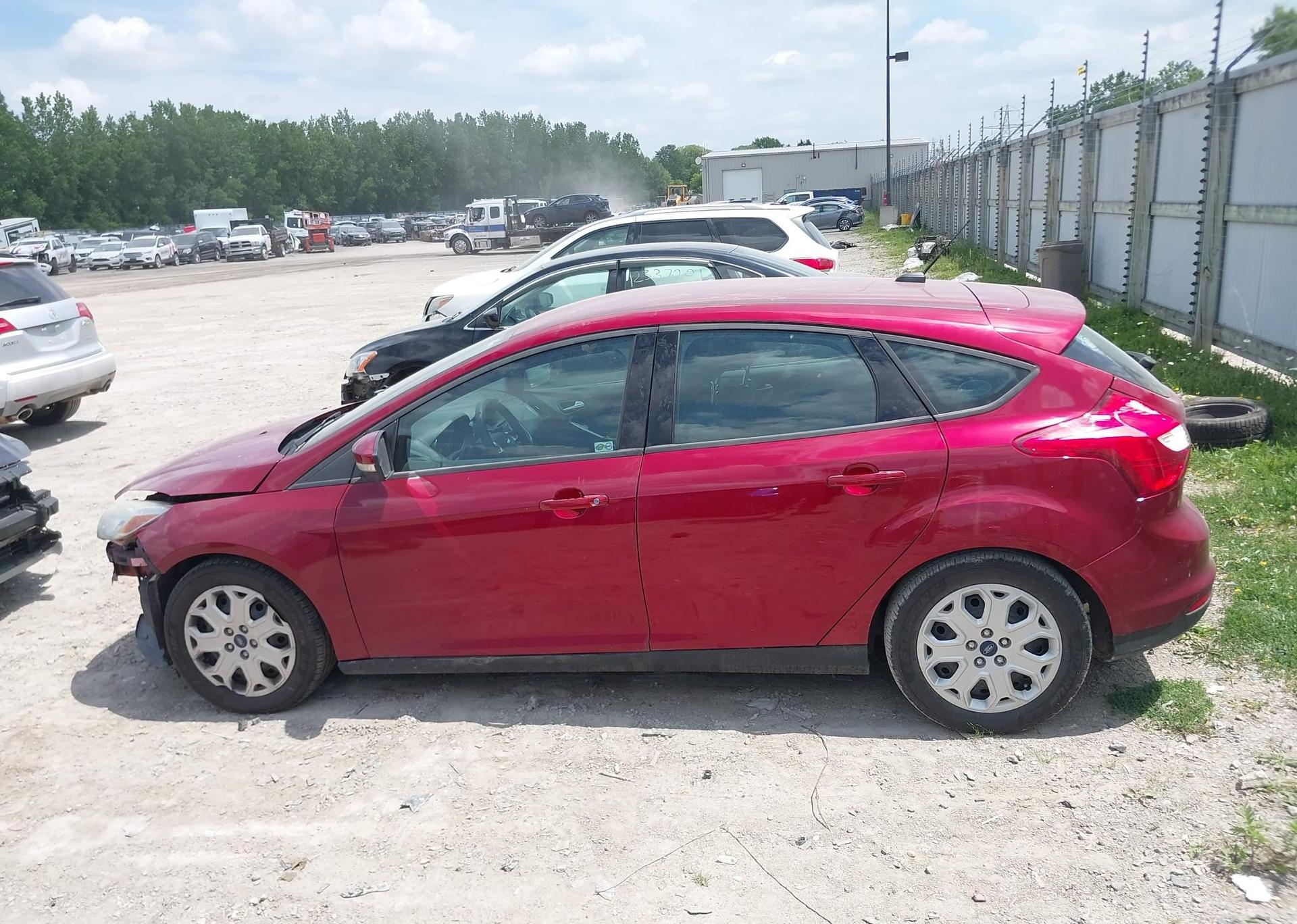 2014 FORD FOCUS SE