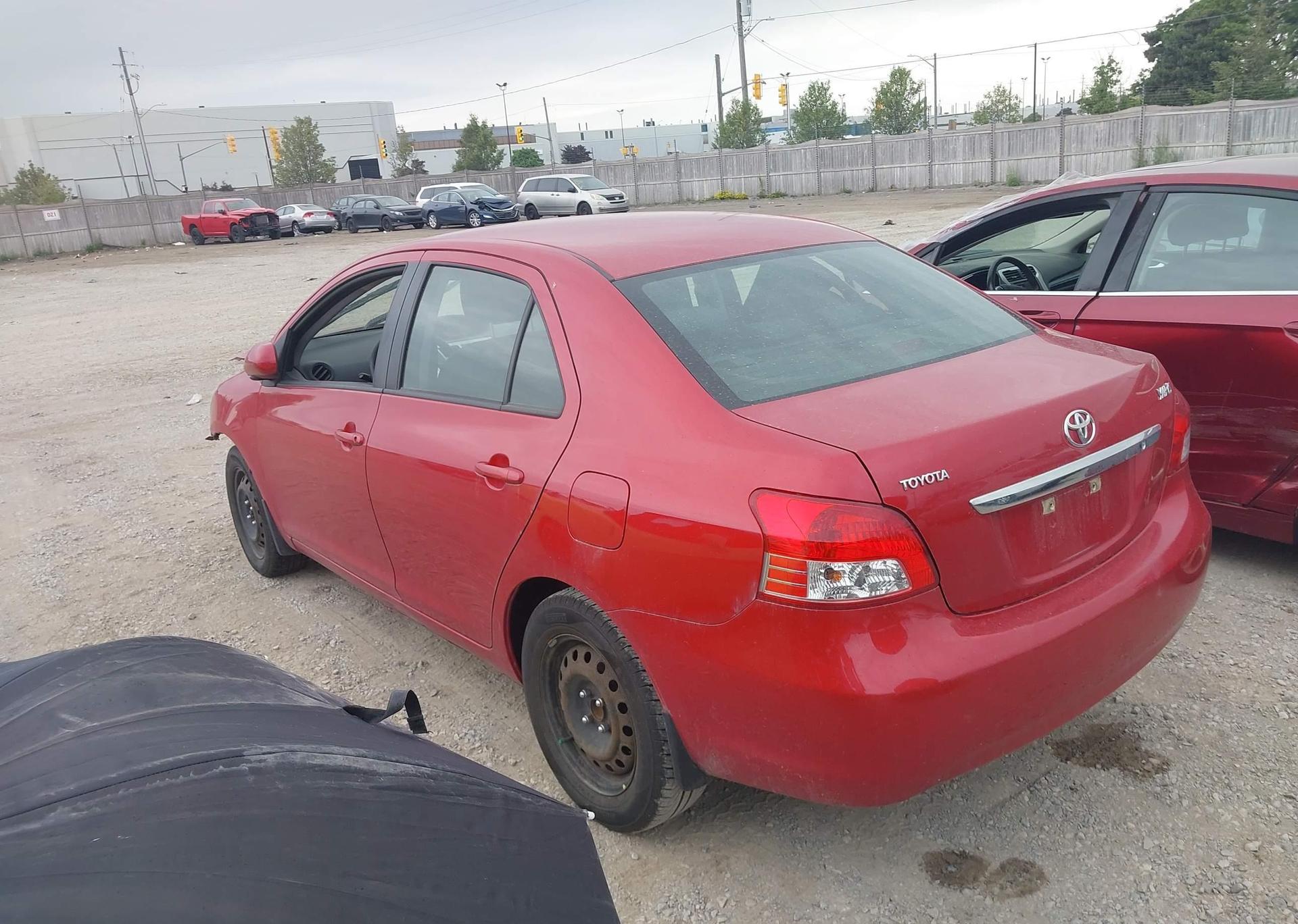 2009 TOYOTA YARIS