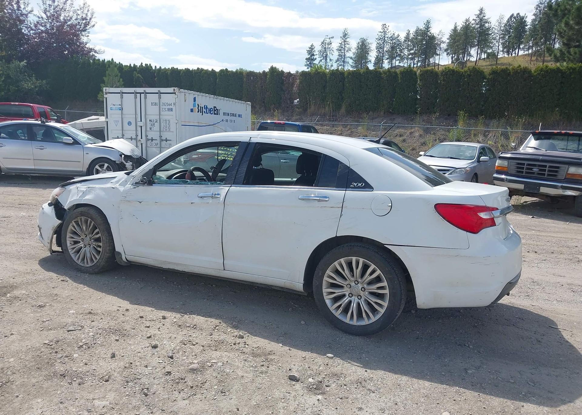 2013 CHRYSLER 200 LIMITED
