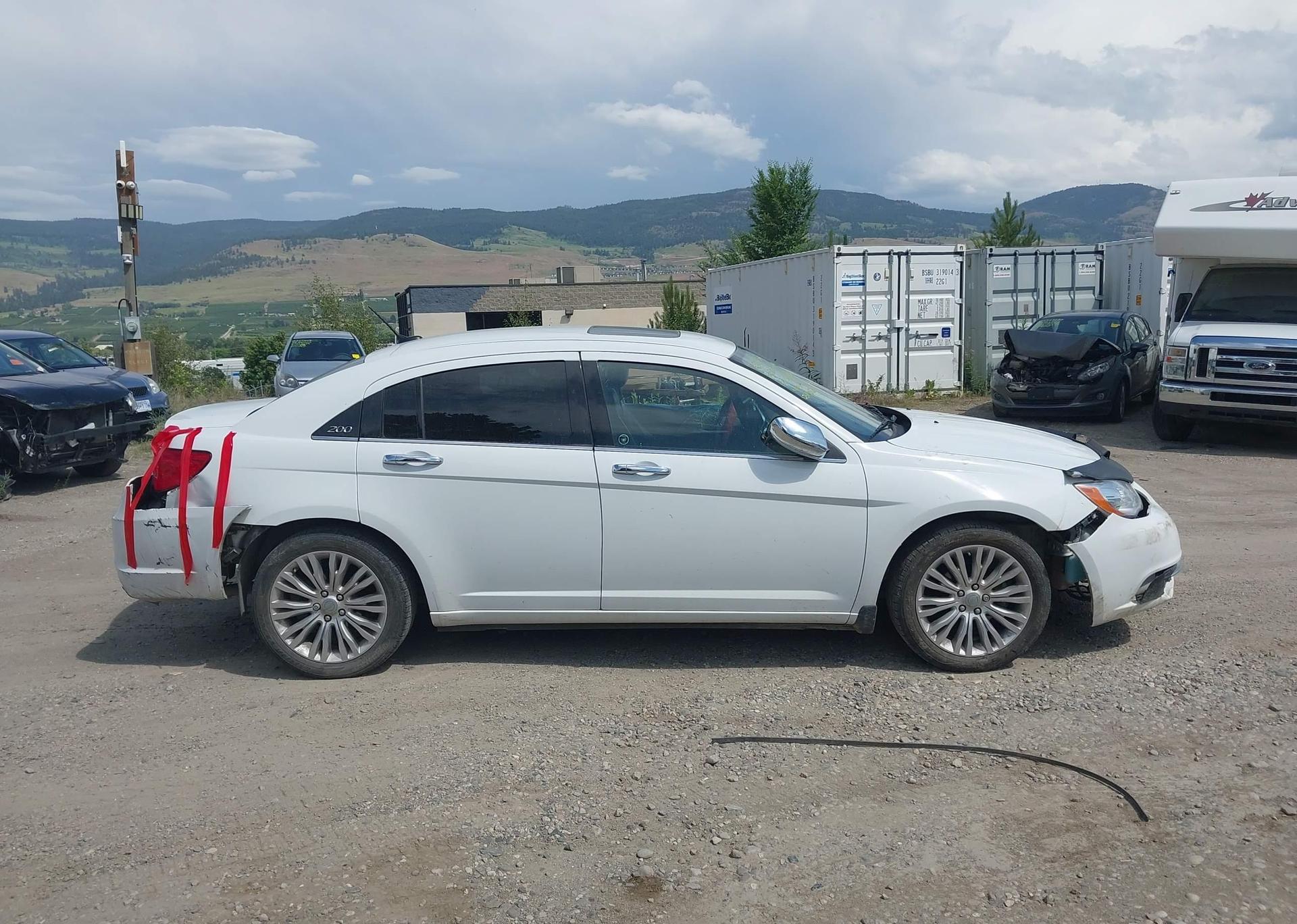 2013 CHRYSLER 200 LIMITED