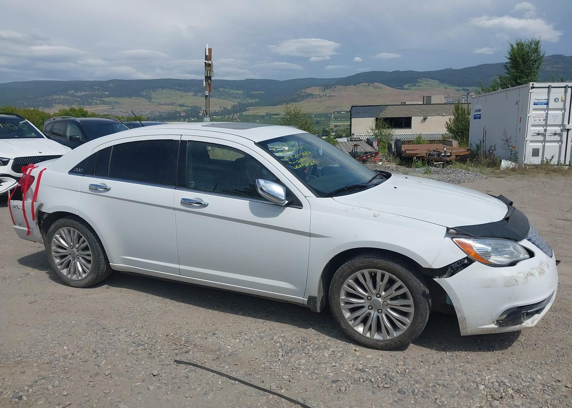 2013 CHRYSLER 200 LIMITED