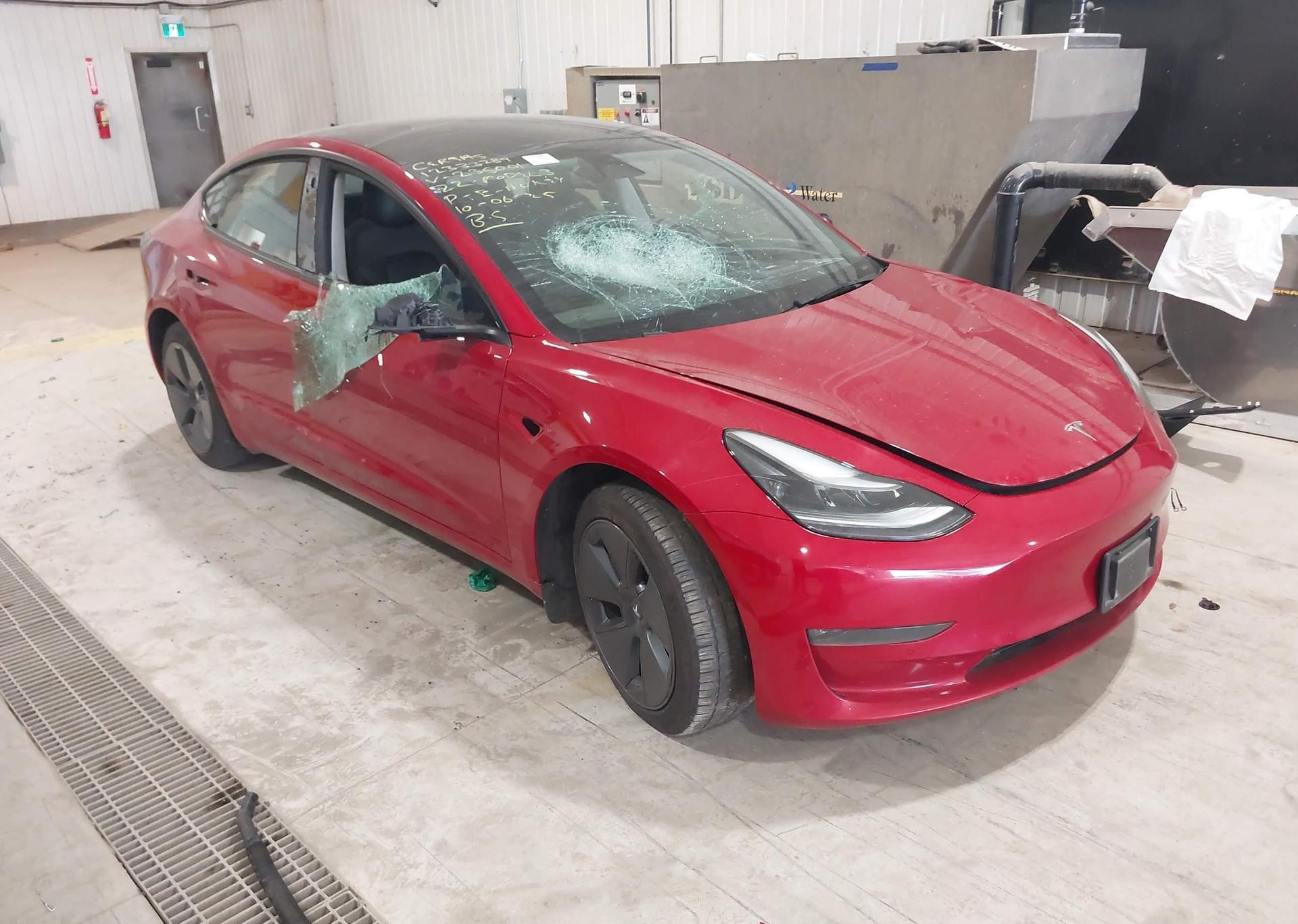 2022 TESLA MODEL 3