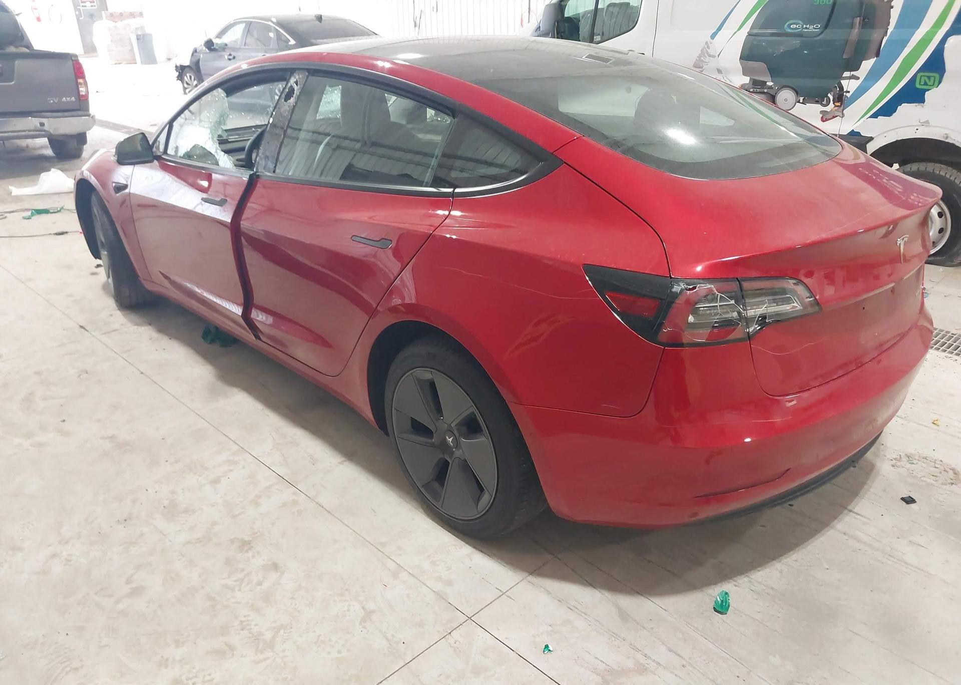2022 TESLA MODEL 3