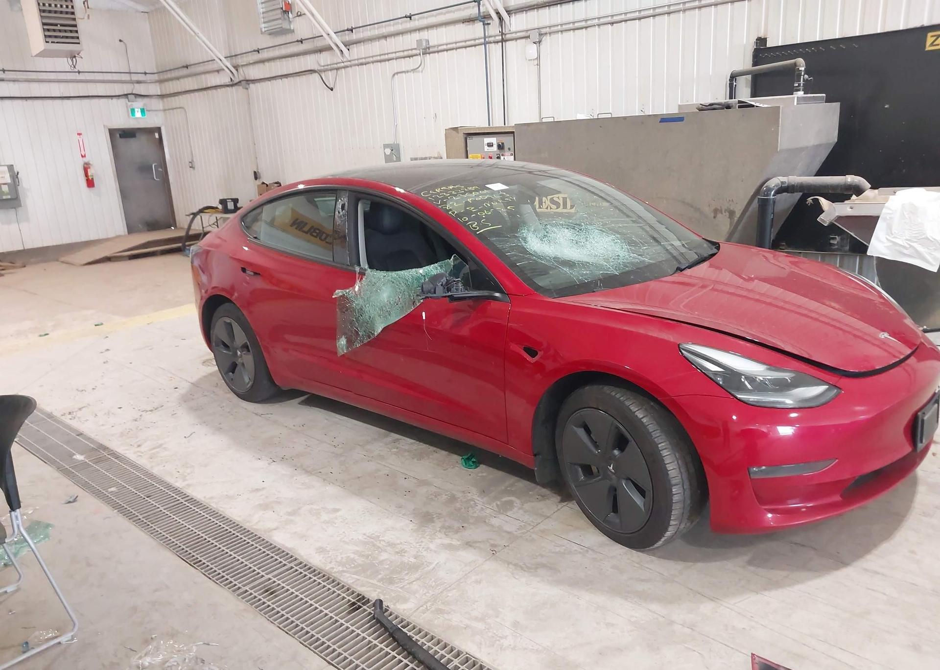 2022 TESLA MODEL 3