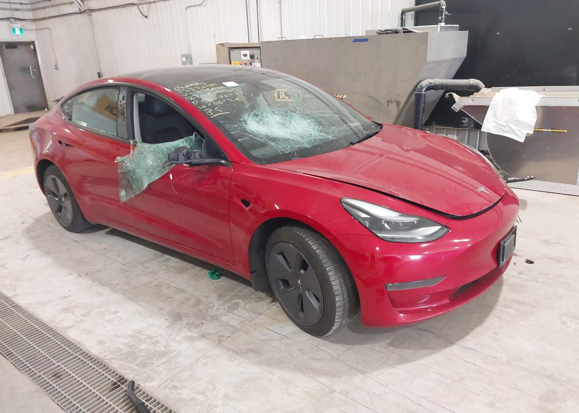 2022 TESLA MODEL 3