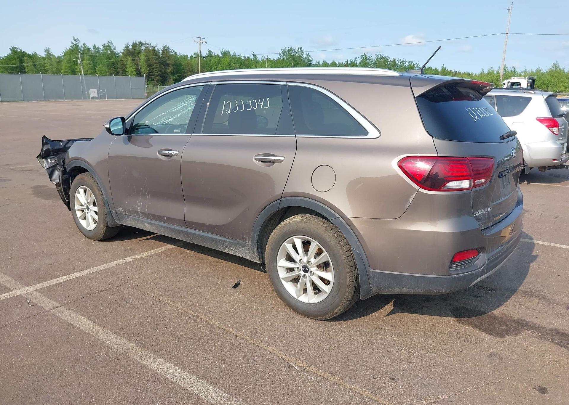 2019 KIA SORENTO 2.4L EX