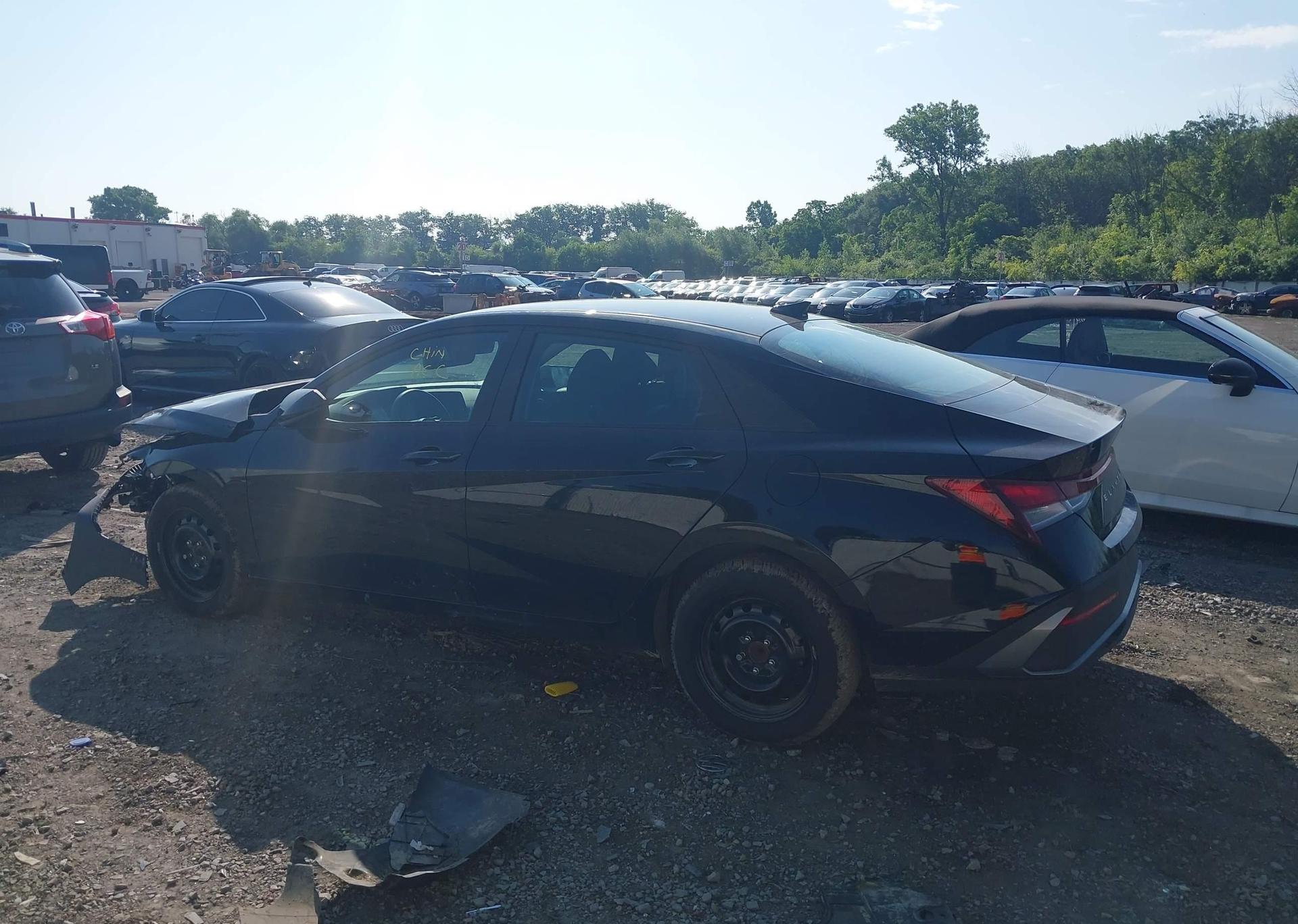 2024 HYUNDAI ELANTRA PREFERRED