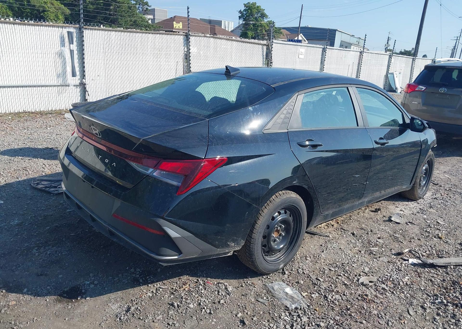 2024 HYUNDAI ELANTRA PREFERRED
