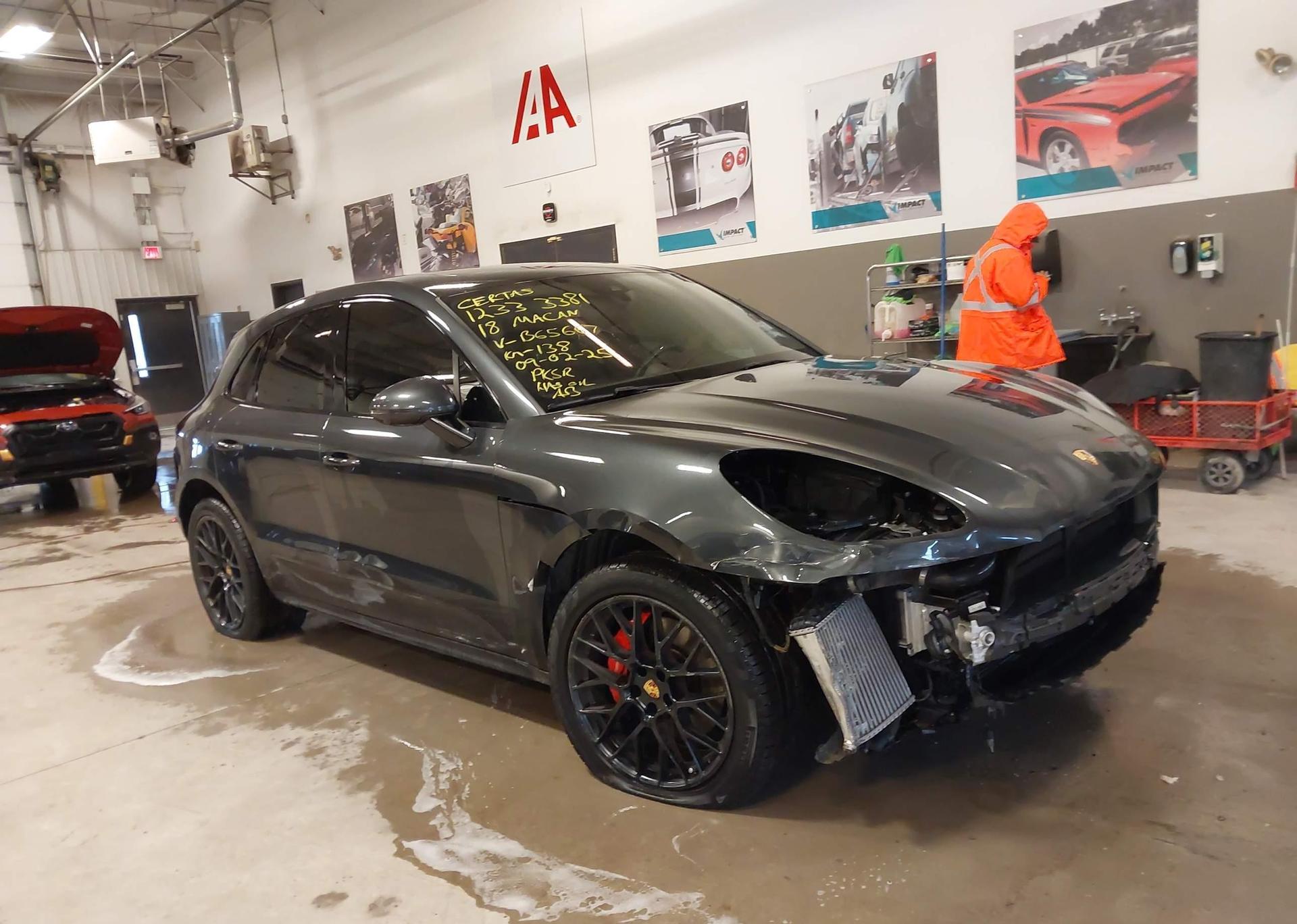 2018 PORSCHE MACAN GTS