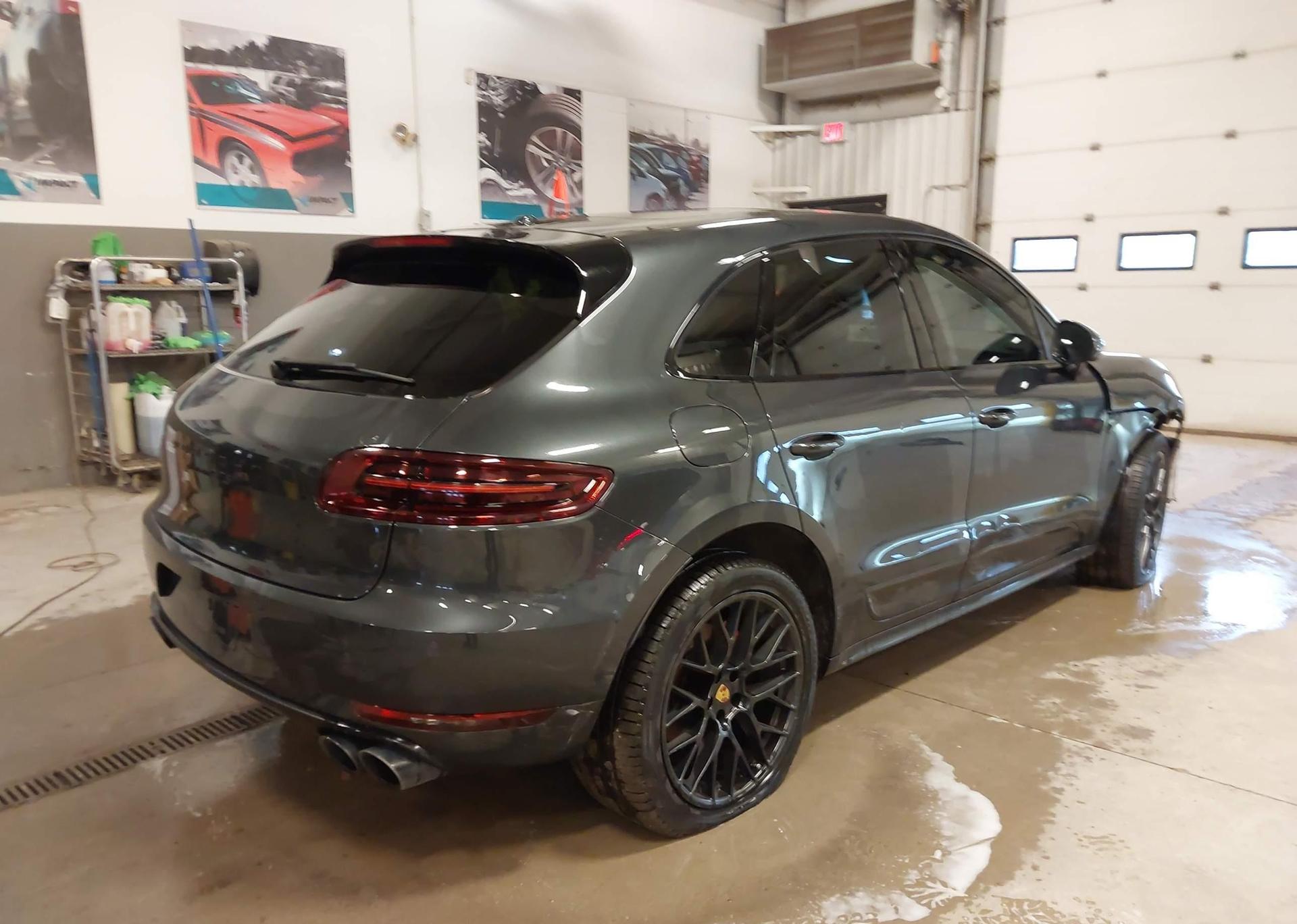 2018 PORSCHE MACAN GTS