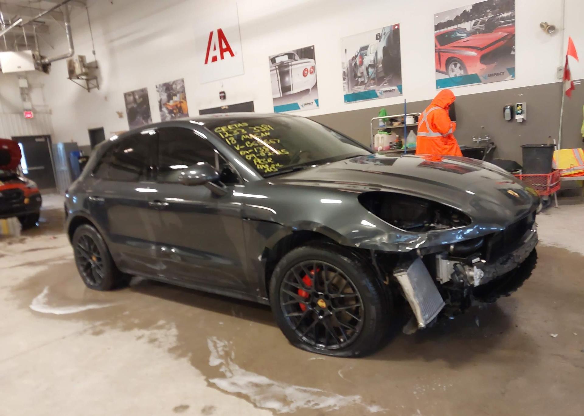 2018 PORSCHE MACAN GTS
