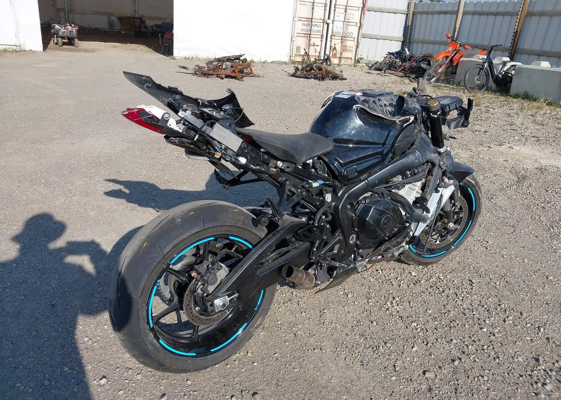2024 SUZUKI GSX-R1000