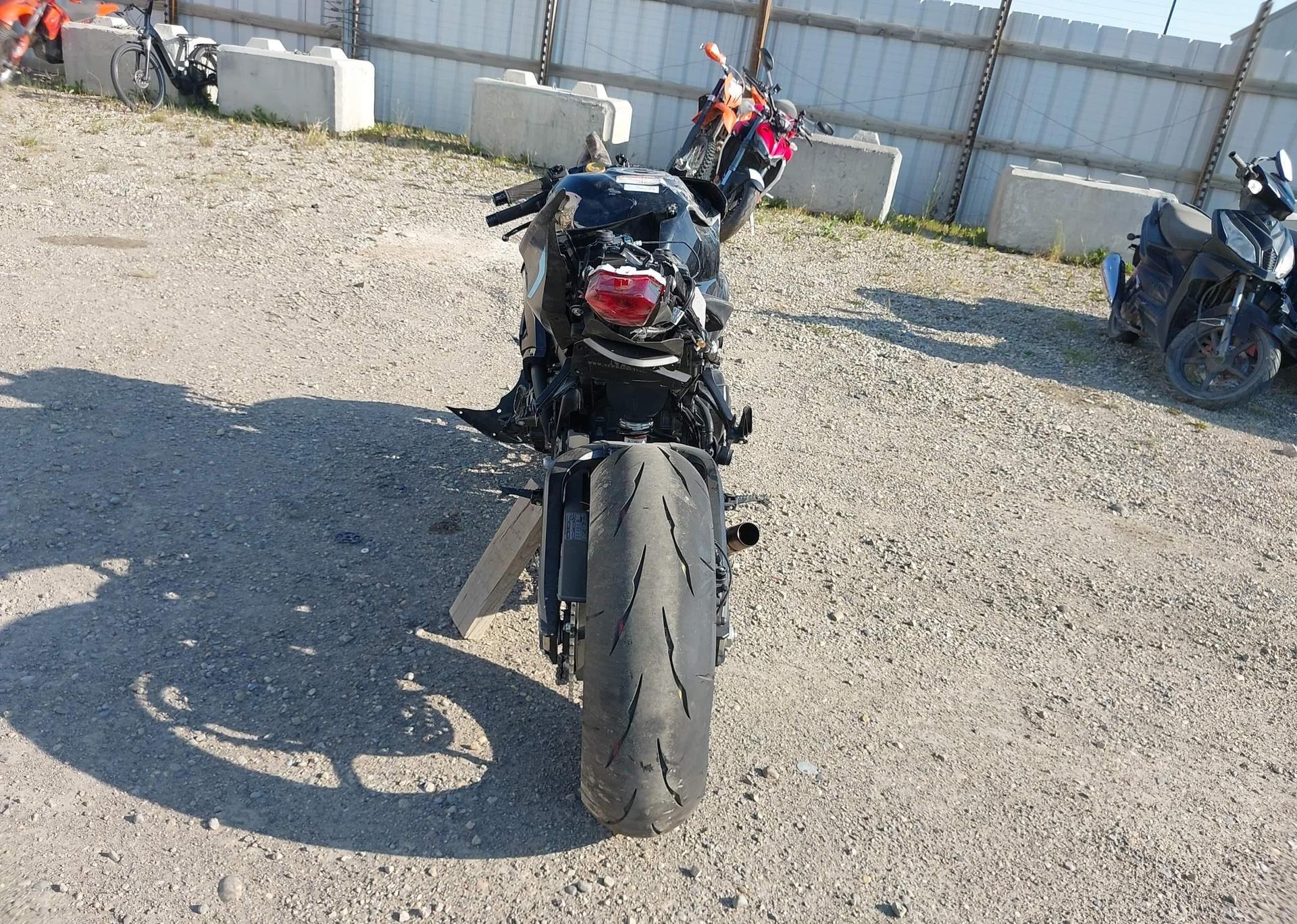 2024 SUZUKI GSX-R1000