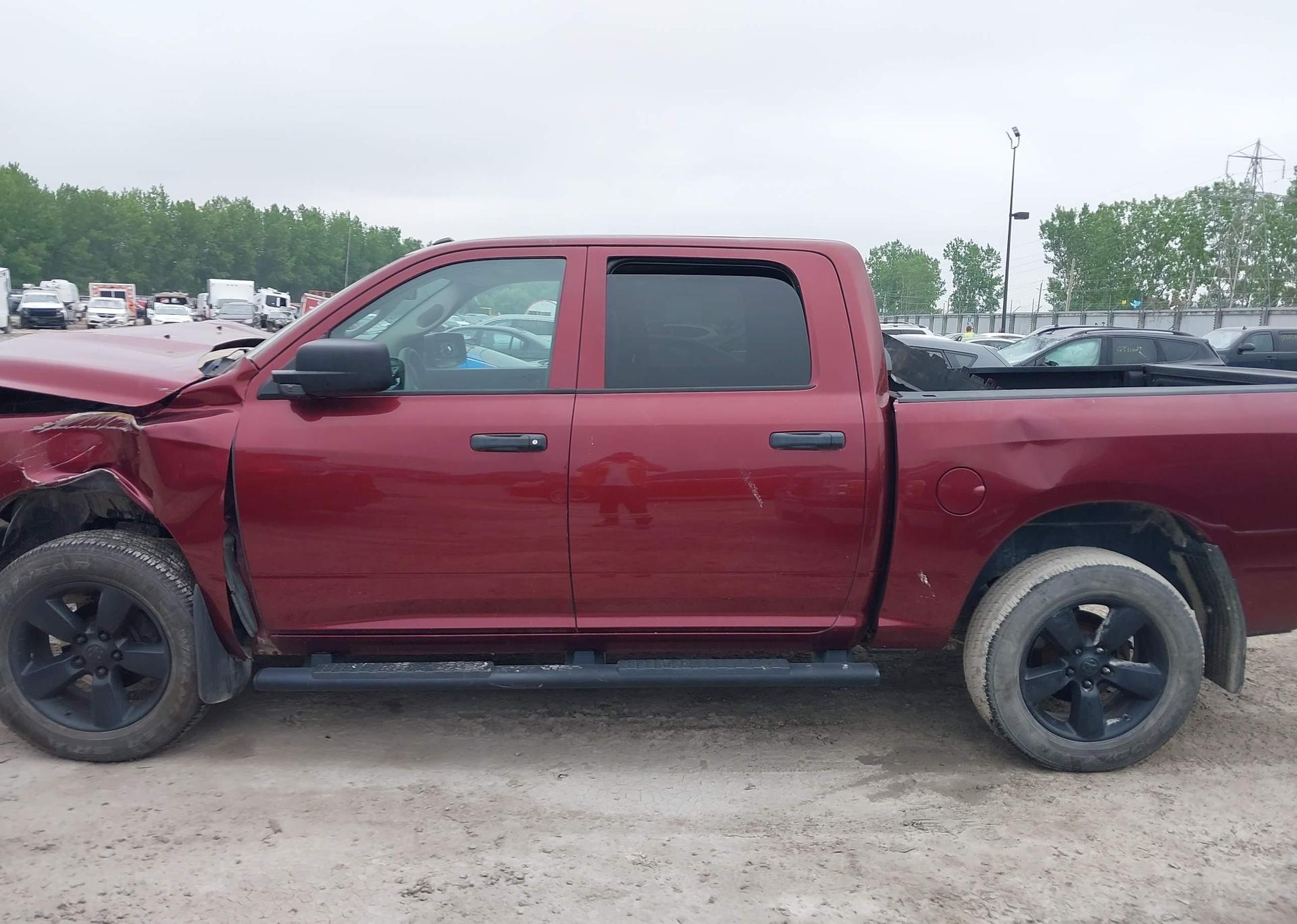 2018 RAM 1500 ST