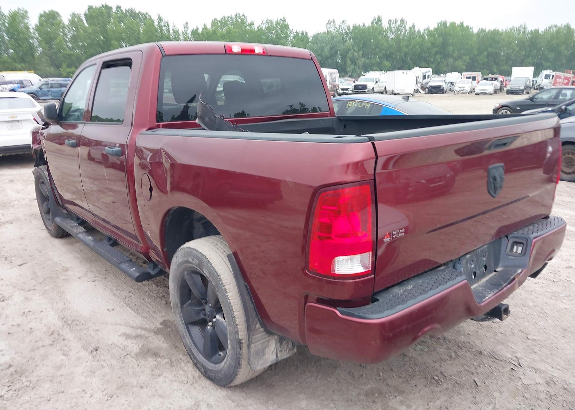 2018 RAM 1500 ST