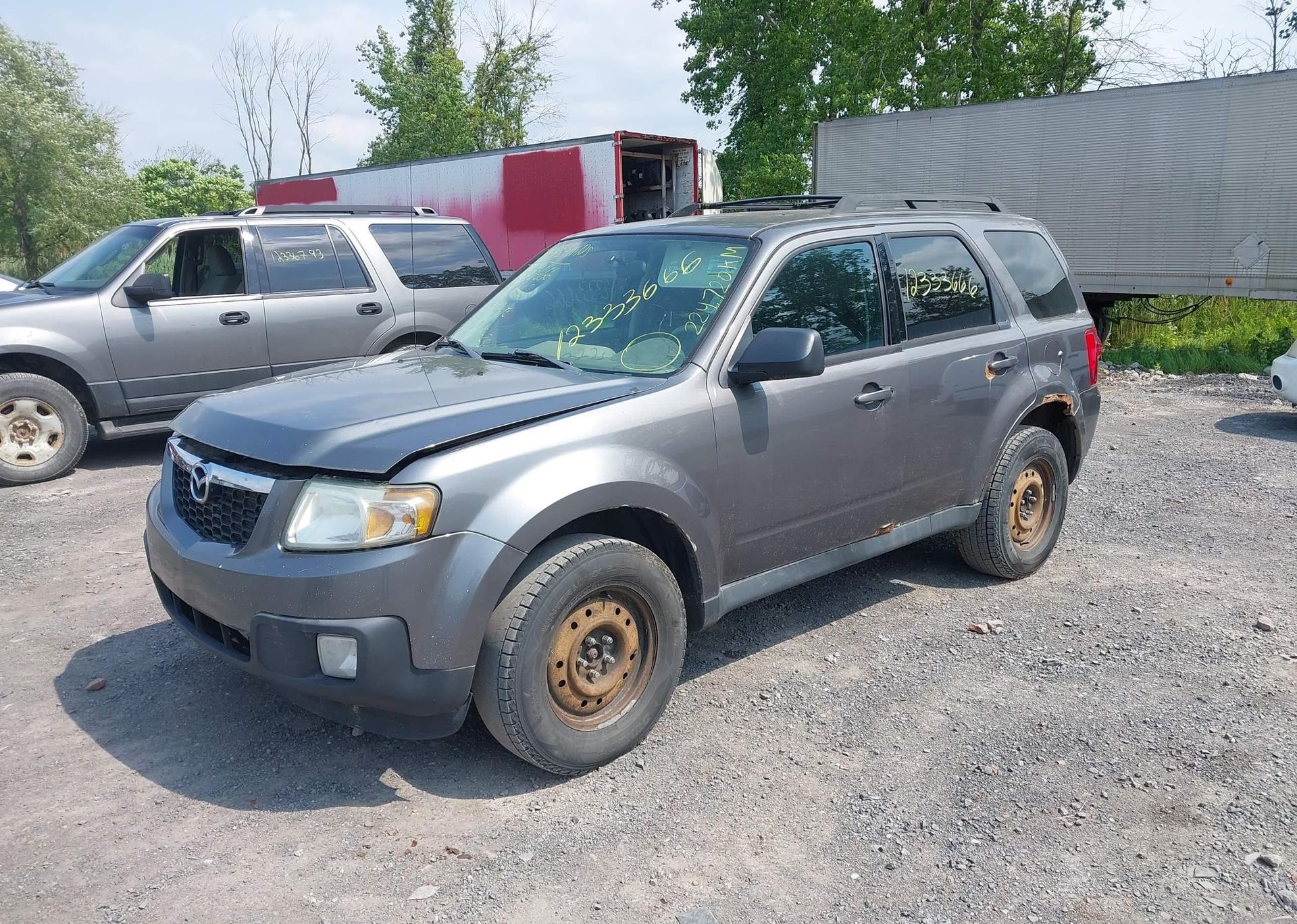 2011 MAZDA TRIBUTE I