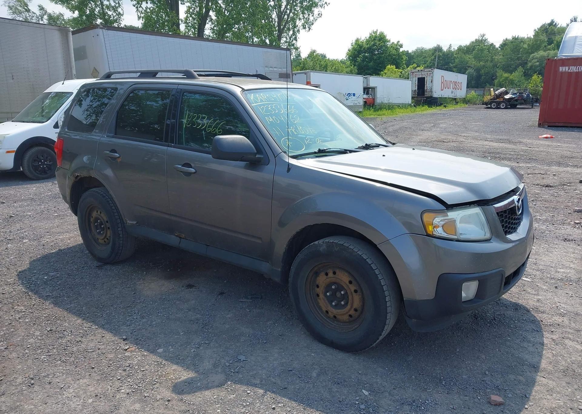 2011 MAZDA TRIBUTE I