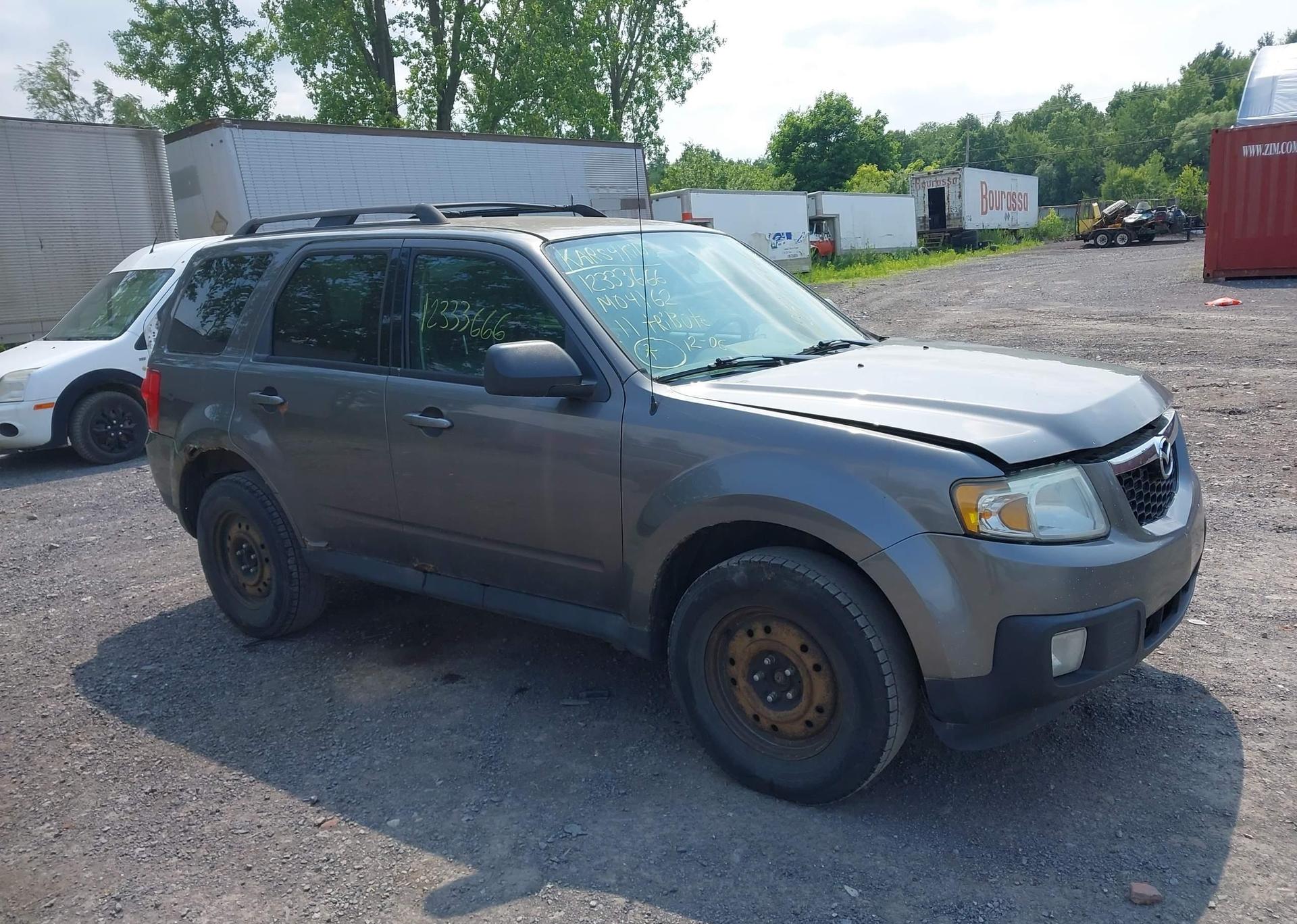 2011 MAZDA TRIBUTE I