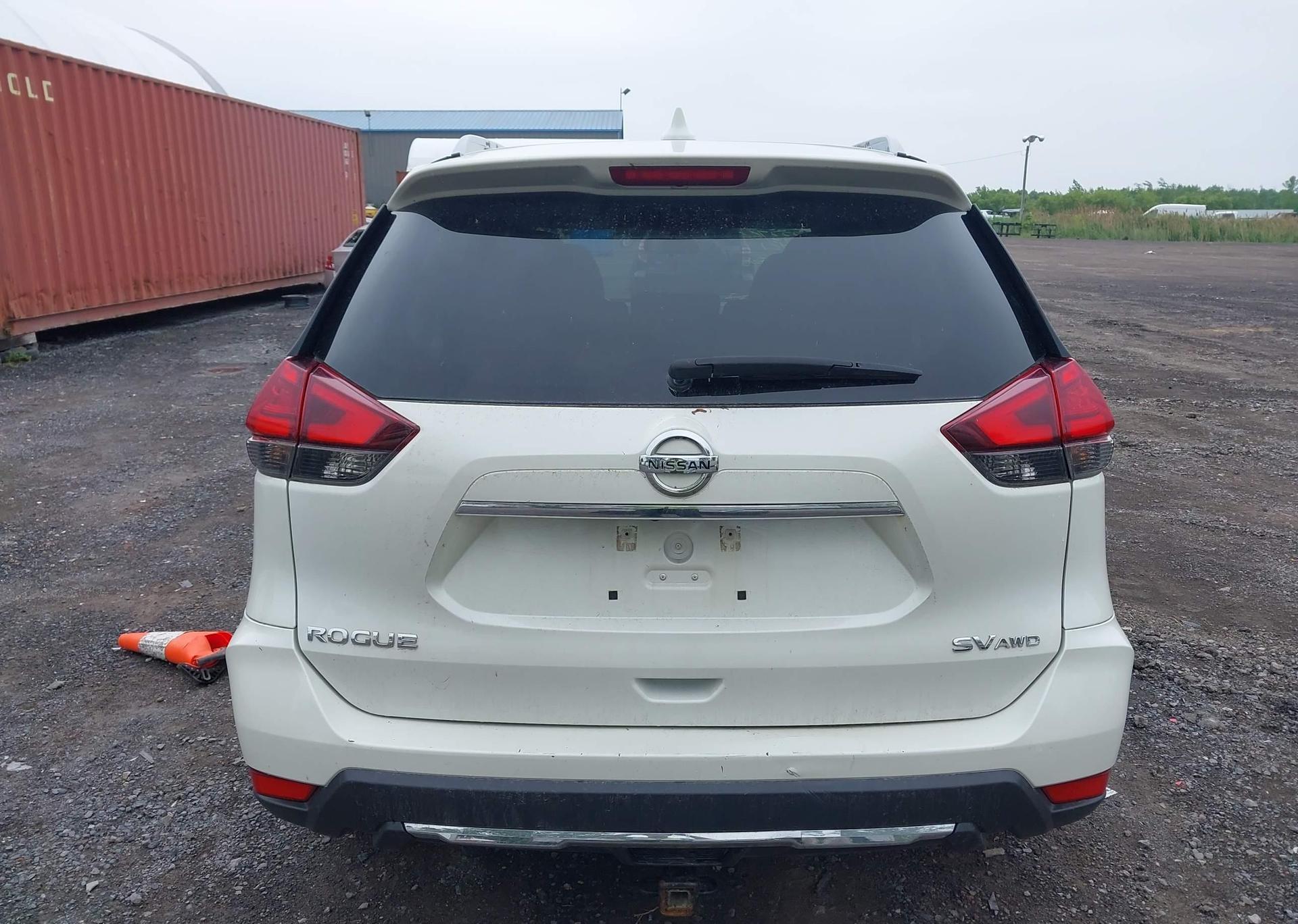2017 NISSAN ROGUE S