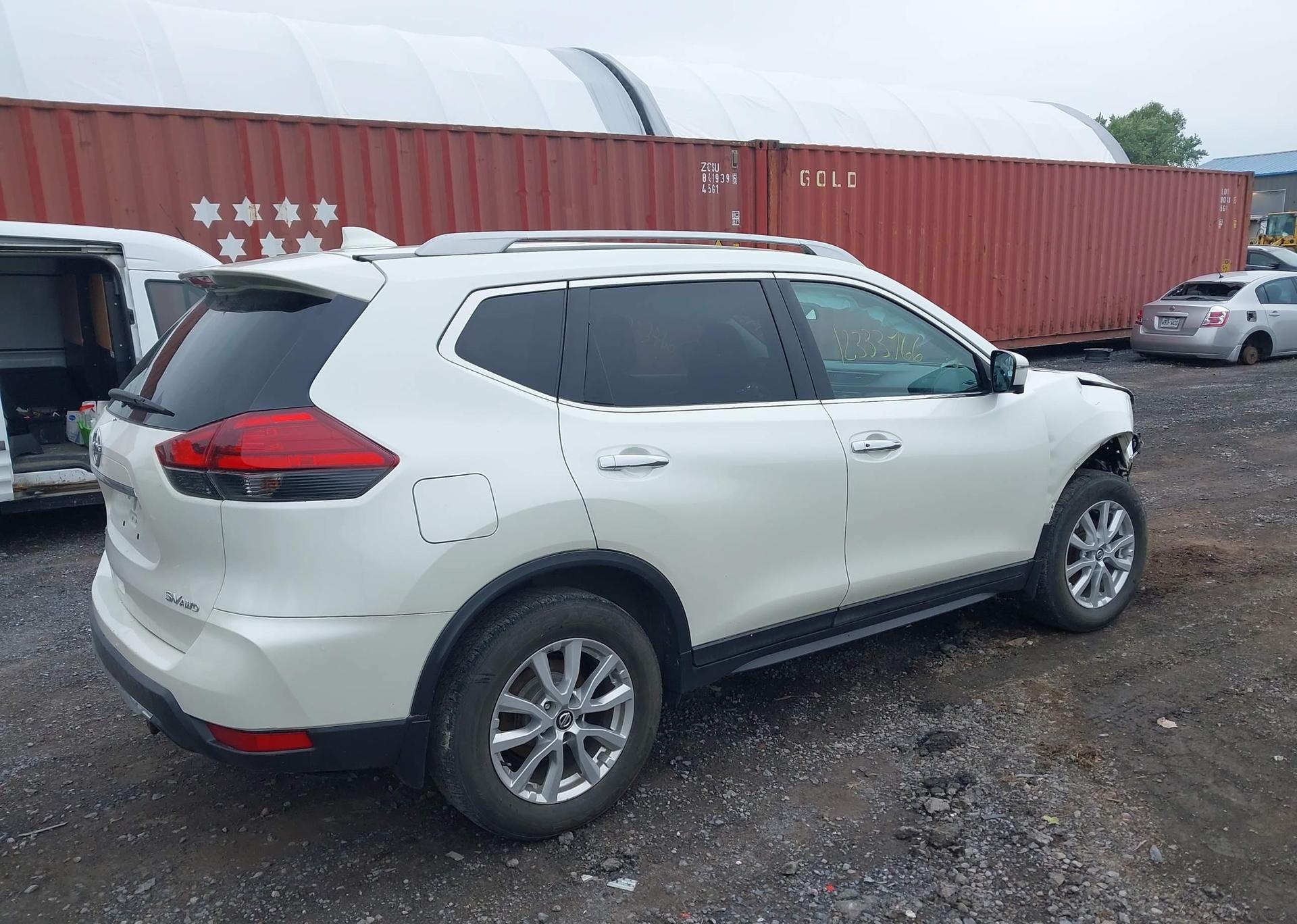 2017 NISSAN ROGUE S