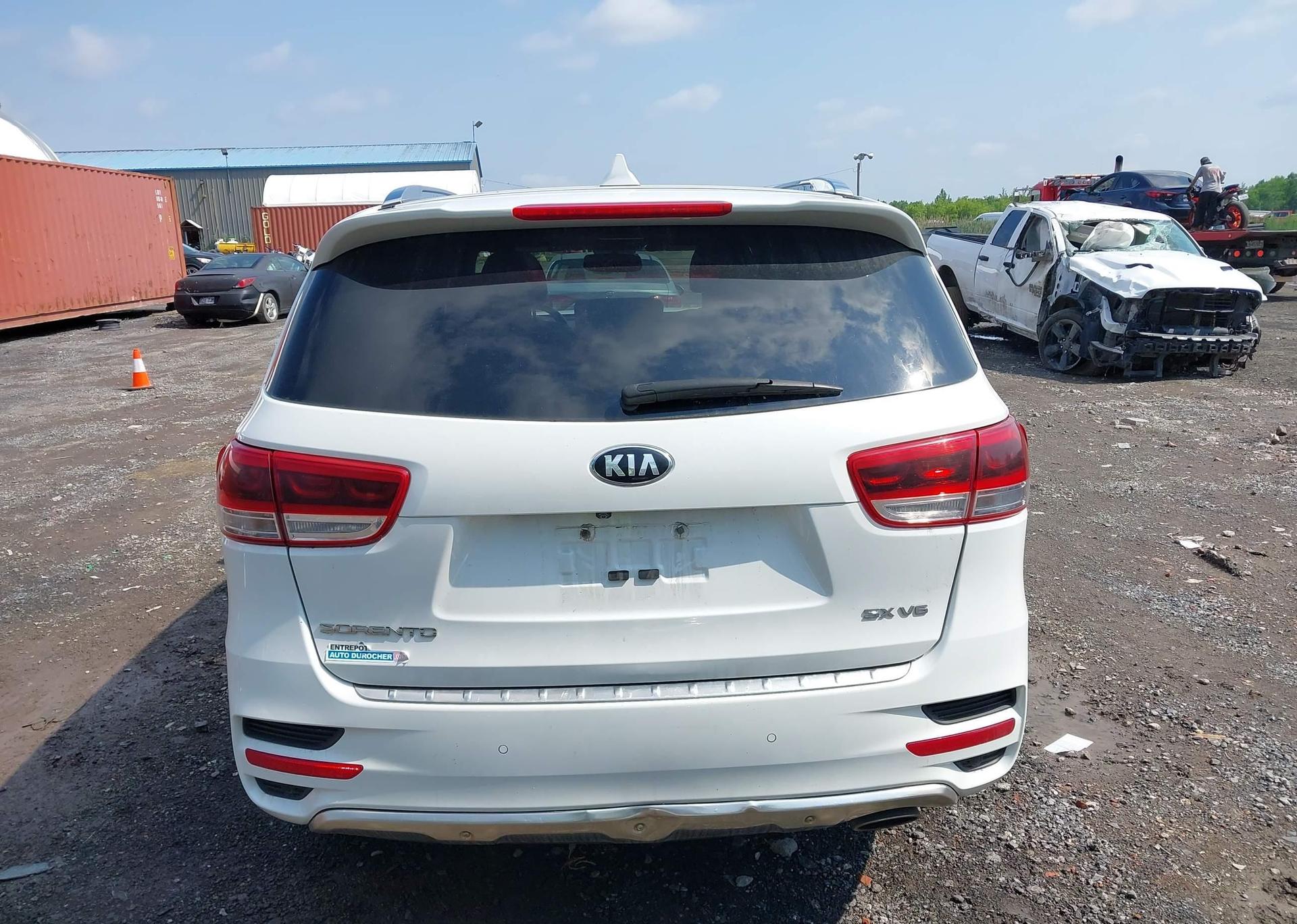 2018 KIA SORENTO