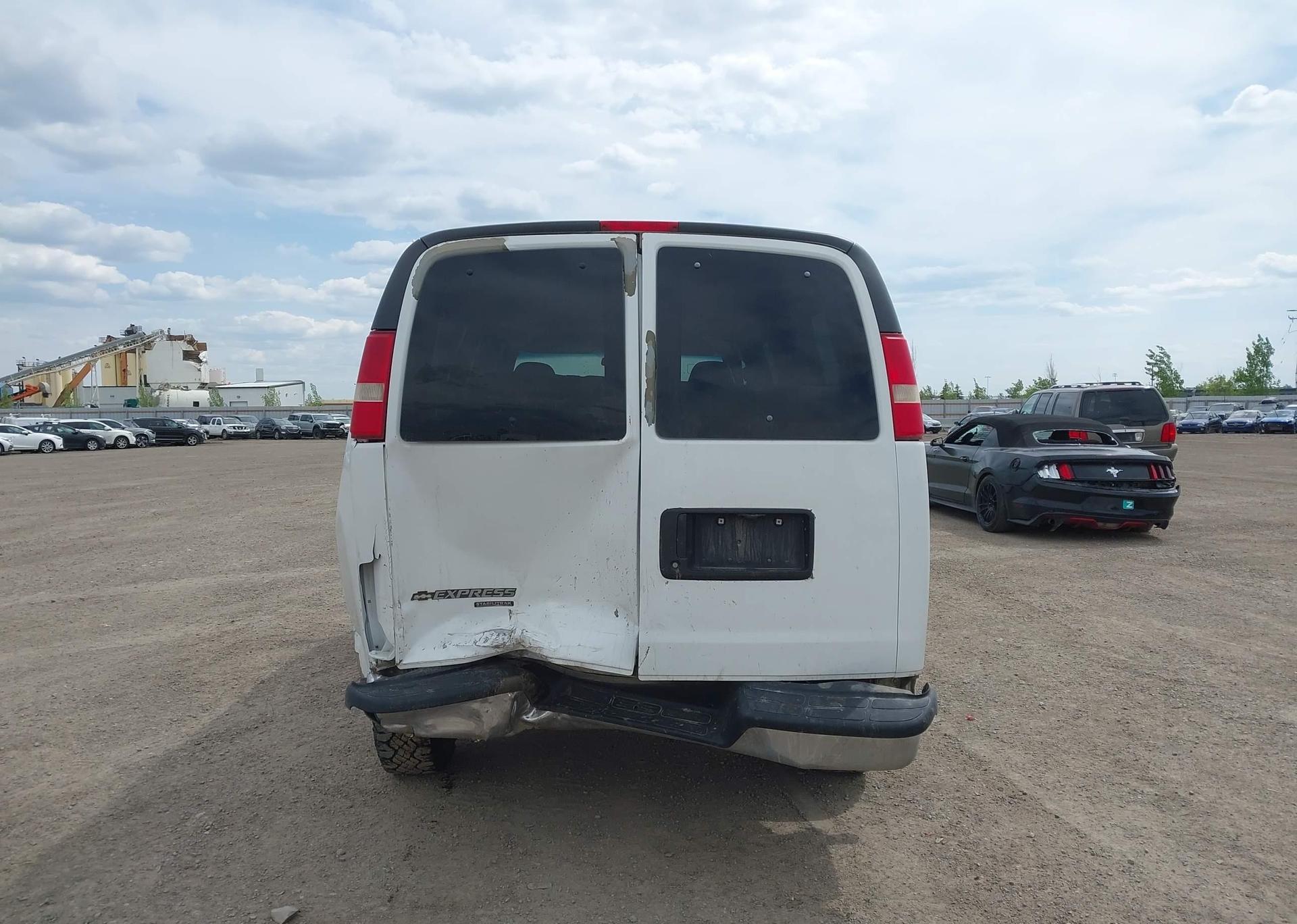 2009 CHEVROLET EXPRESS G3500