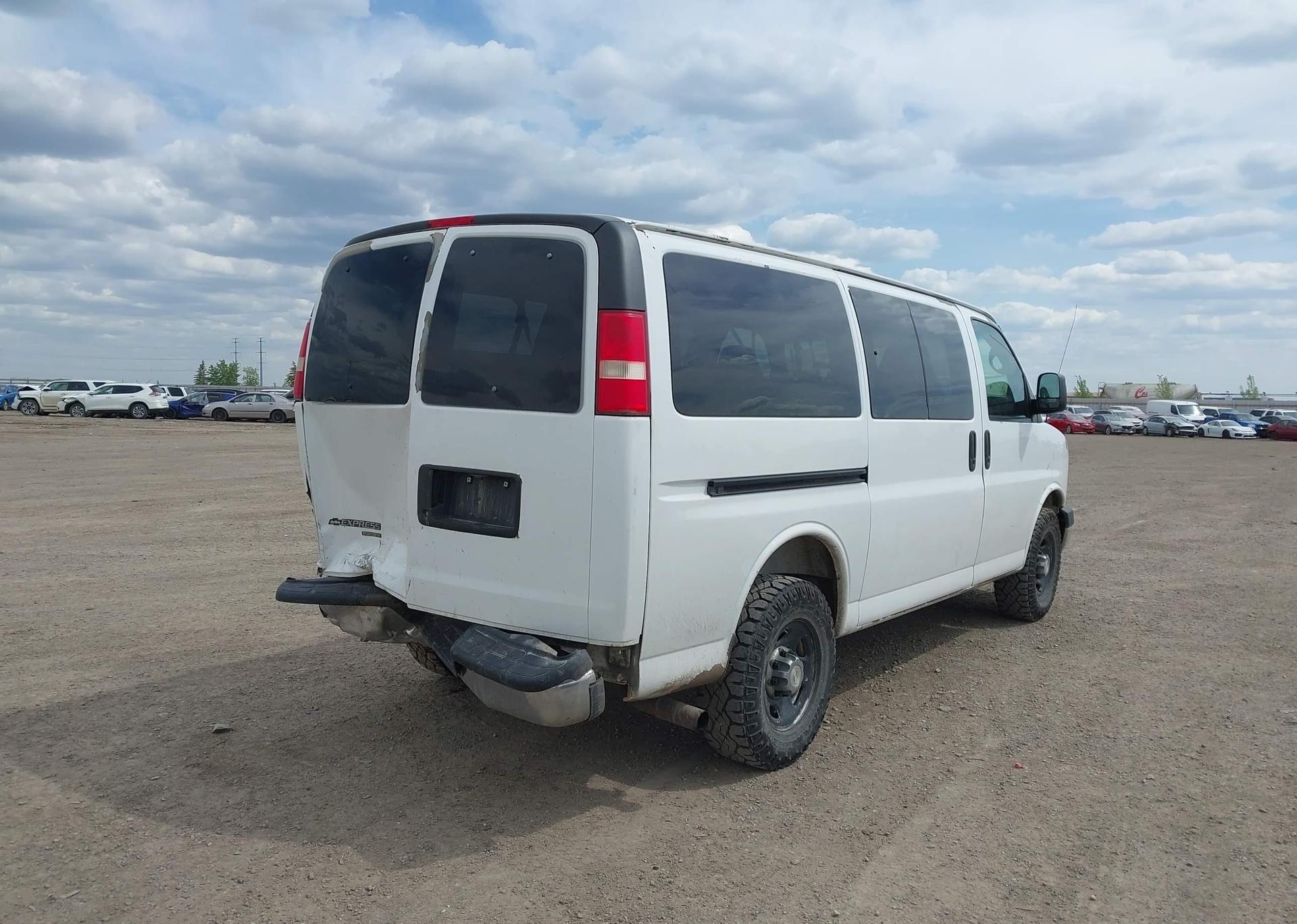 2009 CHEVROLET EXPRESS G3500