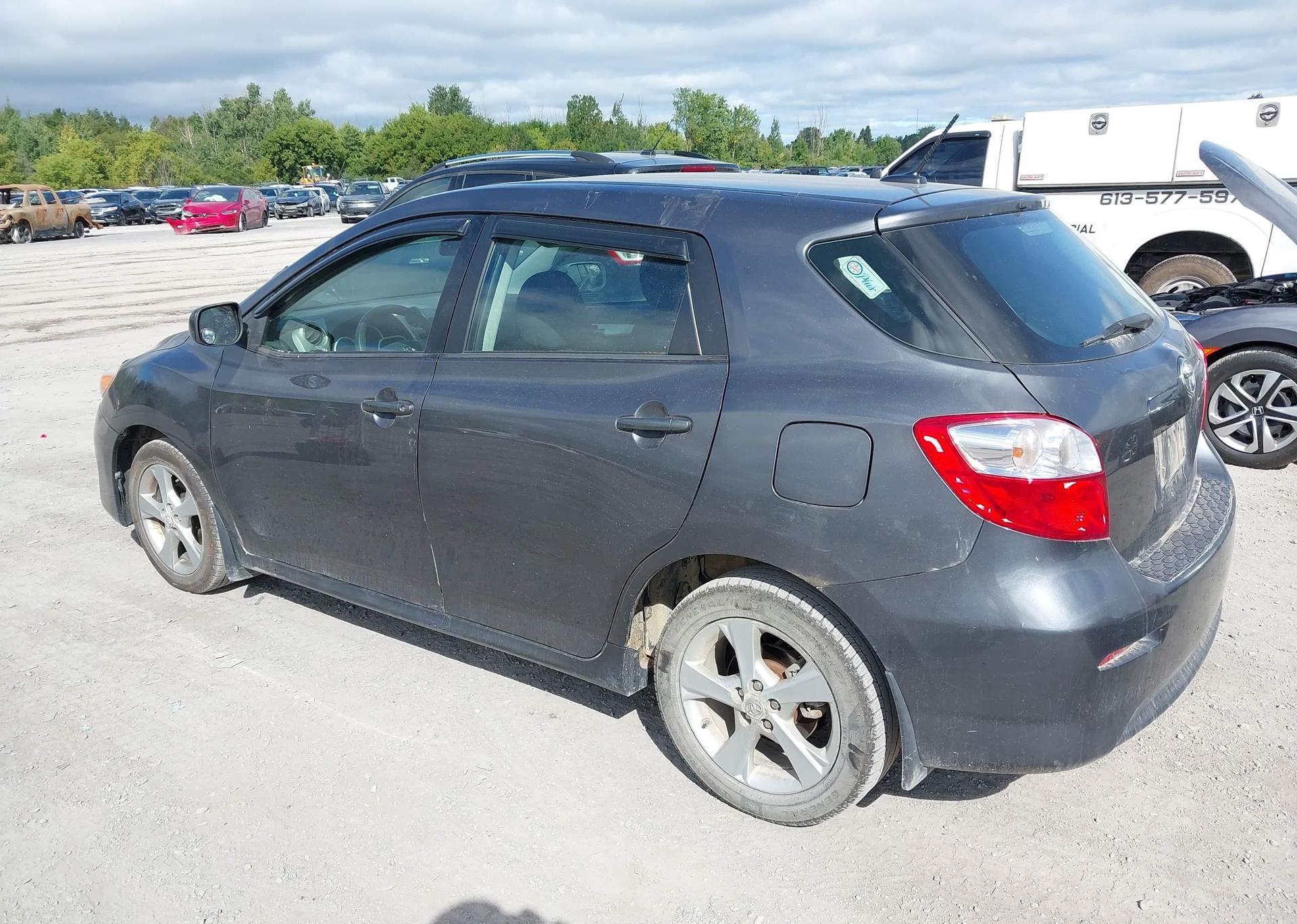 2013 TOYOTA MATRIX