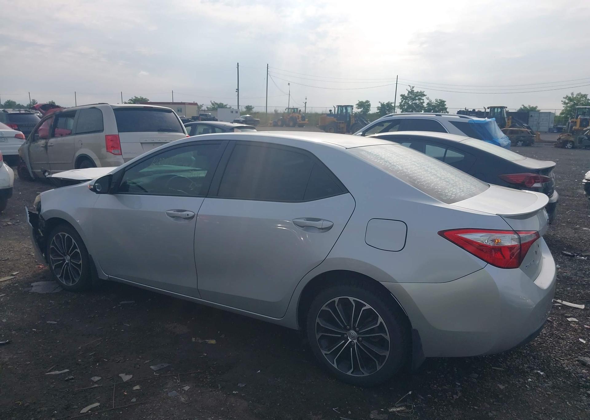 2015 TOYOTA COROLLA S