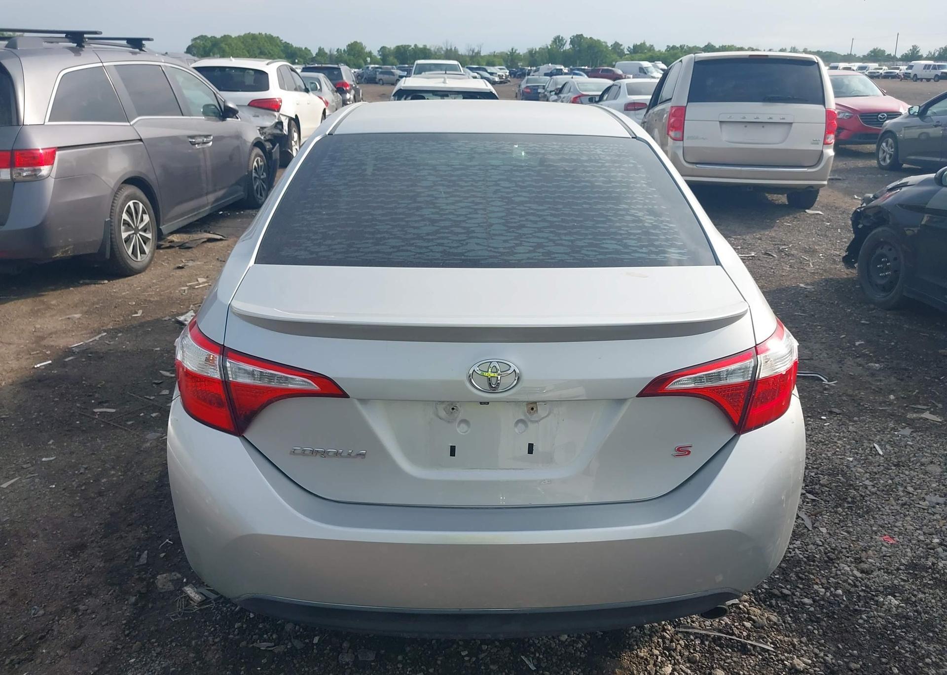 2015 TOYOTA COROLLA S