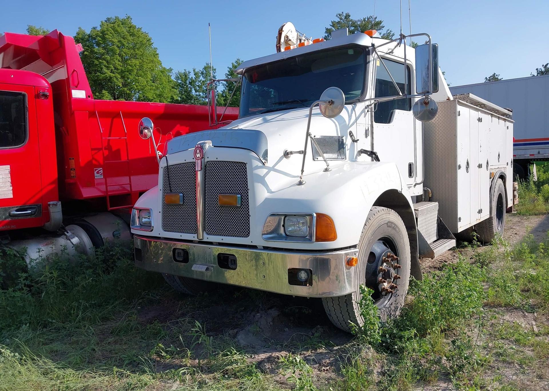 2007 KENWORTH CONSTRUCTION T300