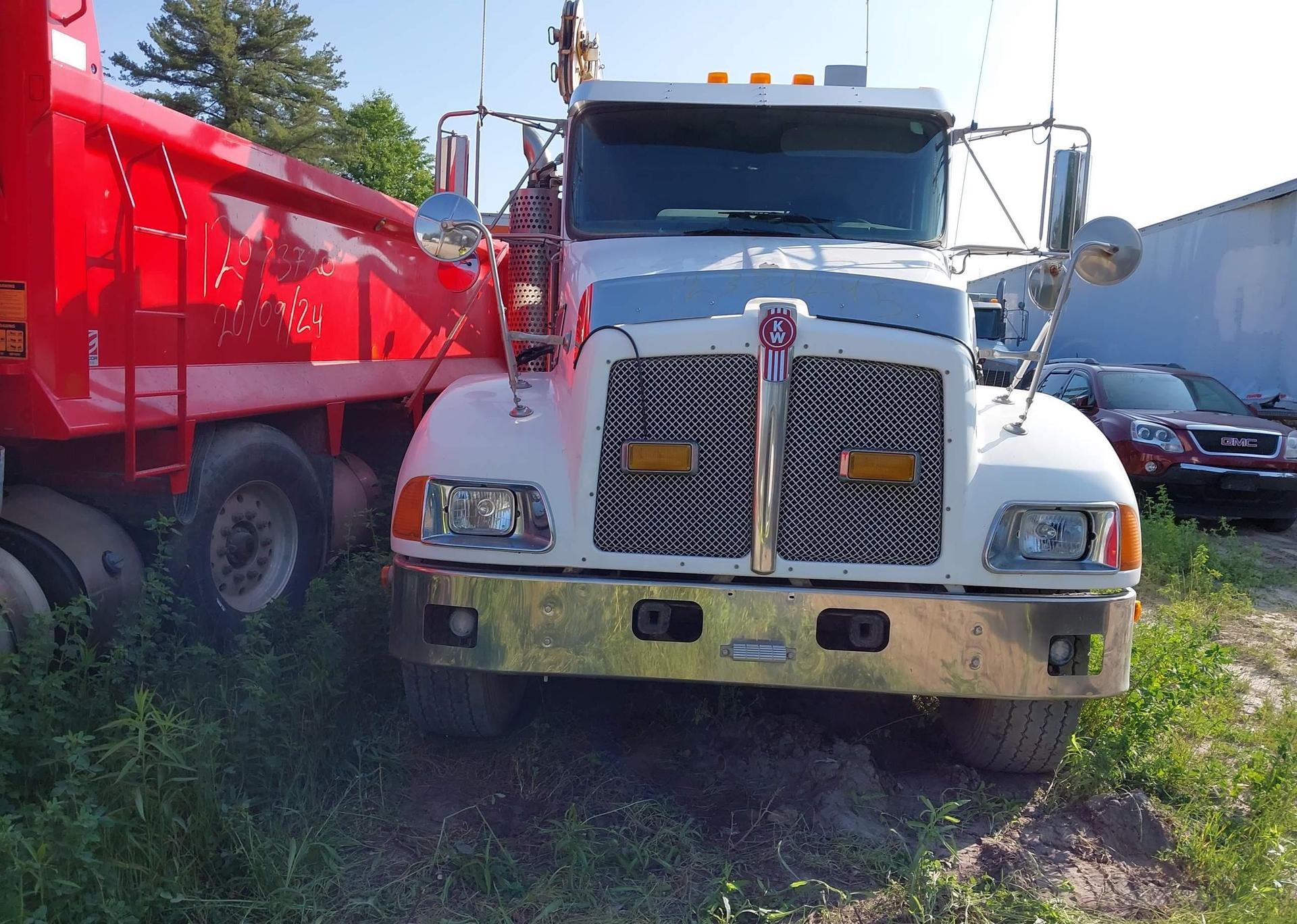 2007 KENWORTH CONSTRUCTION T300