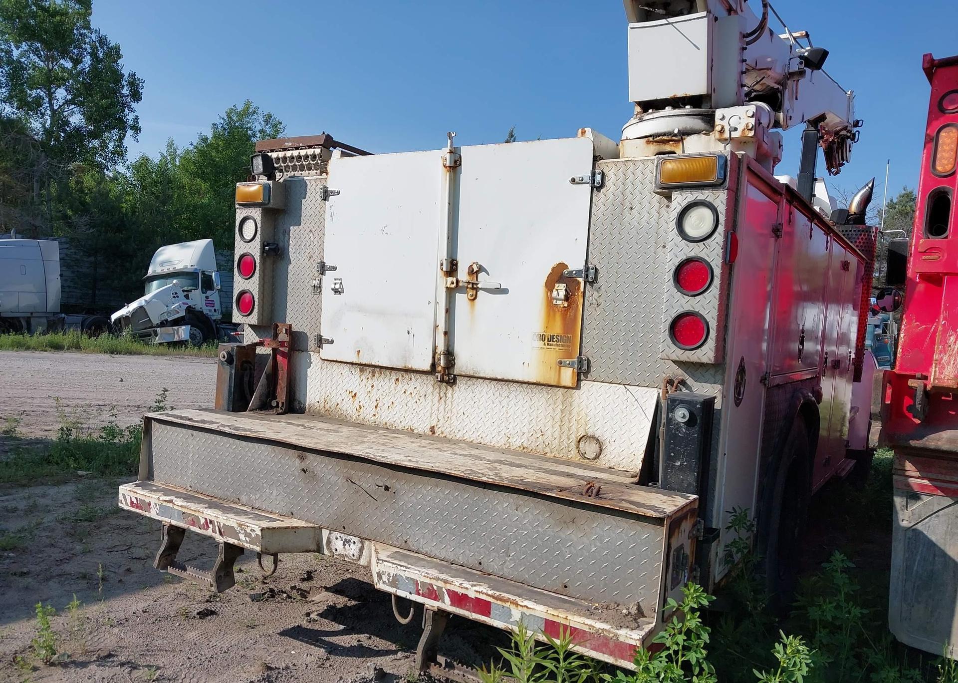 2007 KENWORTH CONSTRUCTION T300