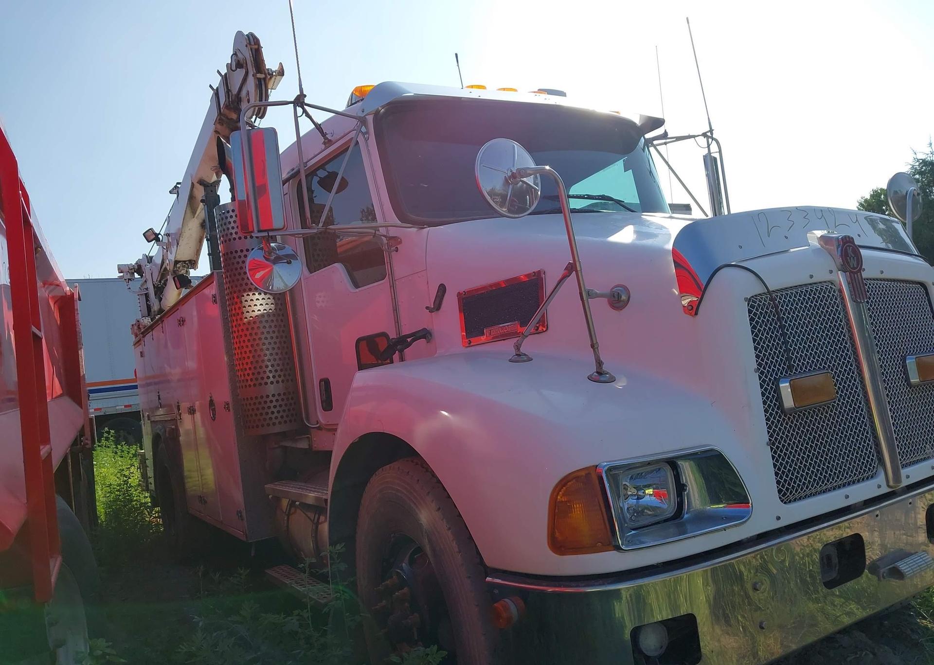 2007 KENWORTH CONSTRUCTION T300