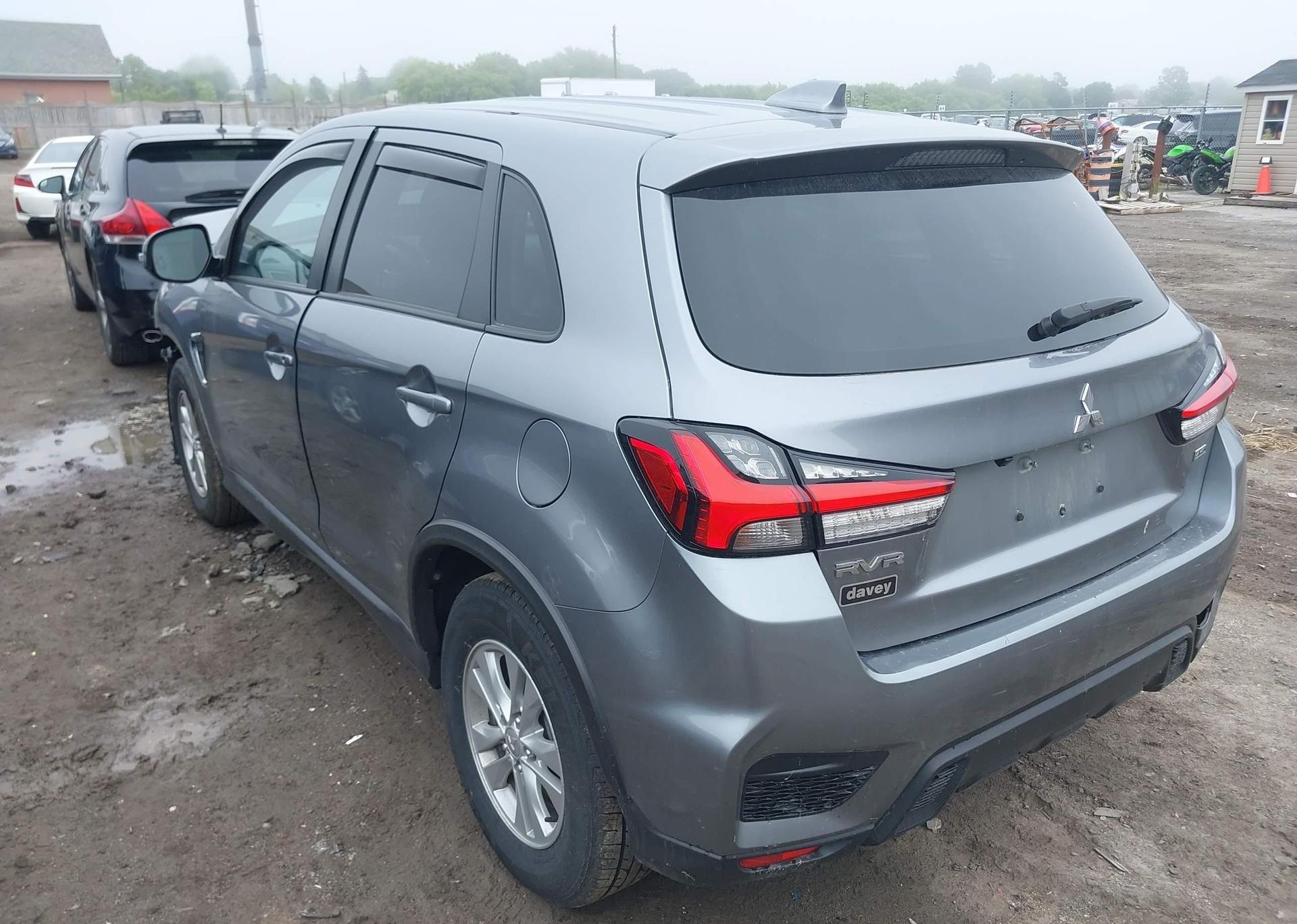 2023 MITSUBISHI RVR SE