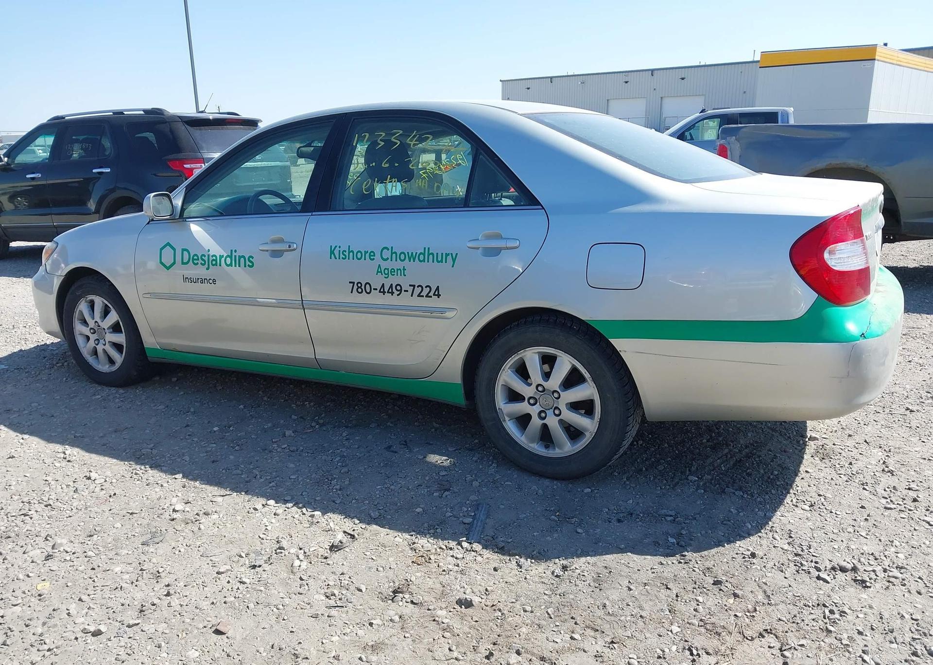 2002 TOYOTA CAMRY LE