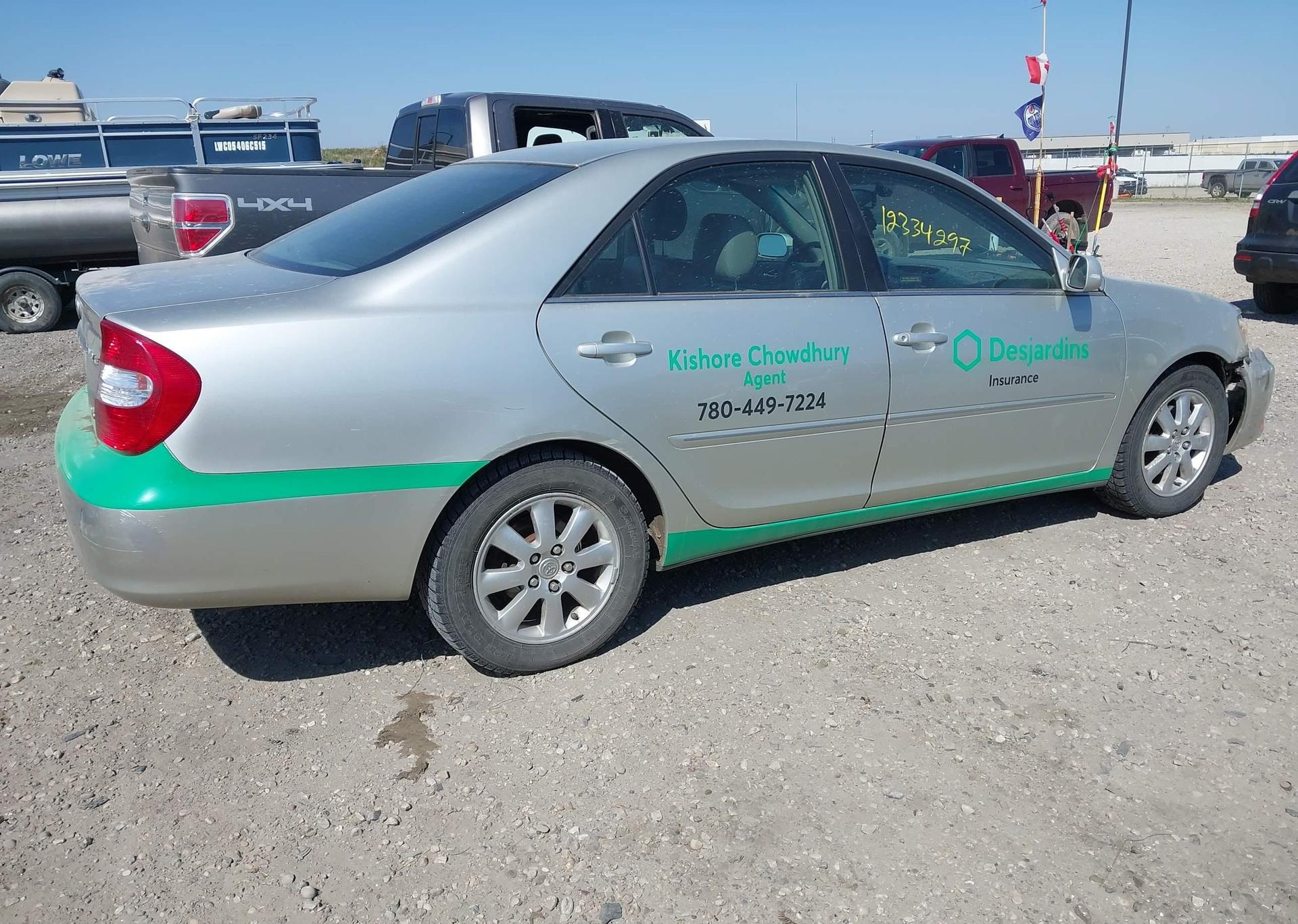 2002 TOYOTA CAMRY LE