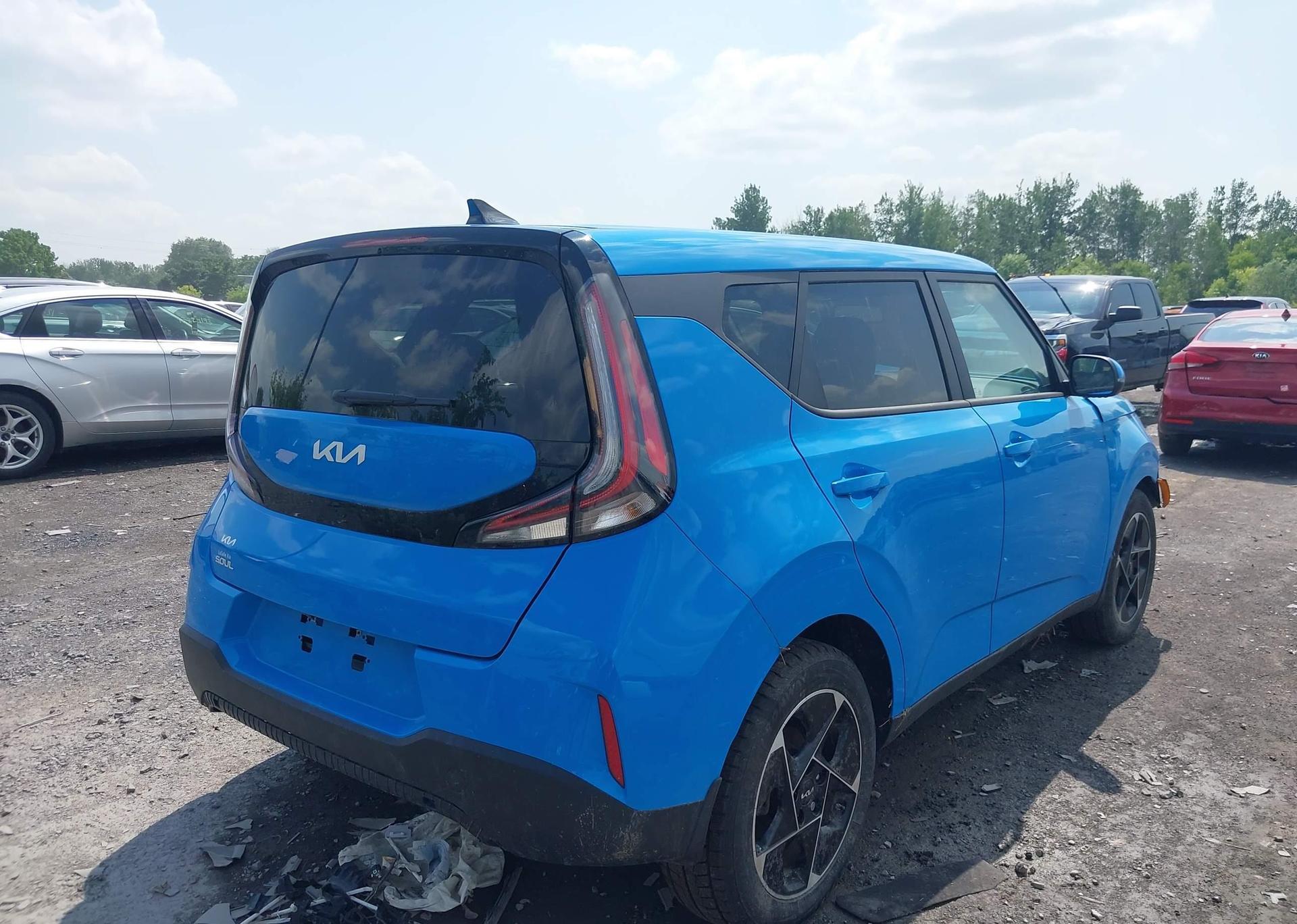 2025 KIA SOUL EX
