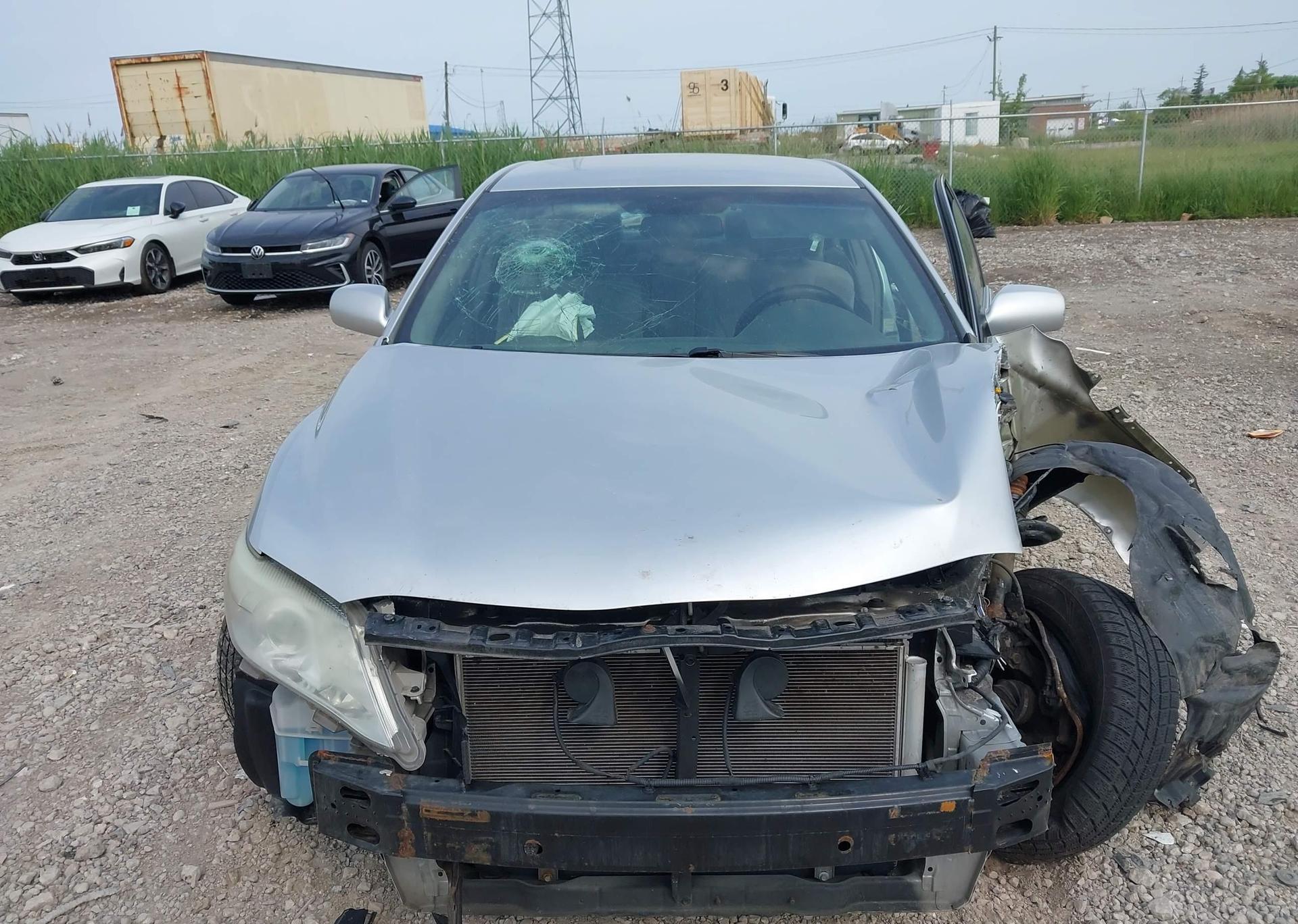 2010 TOYOTA CAMRY SE