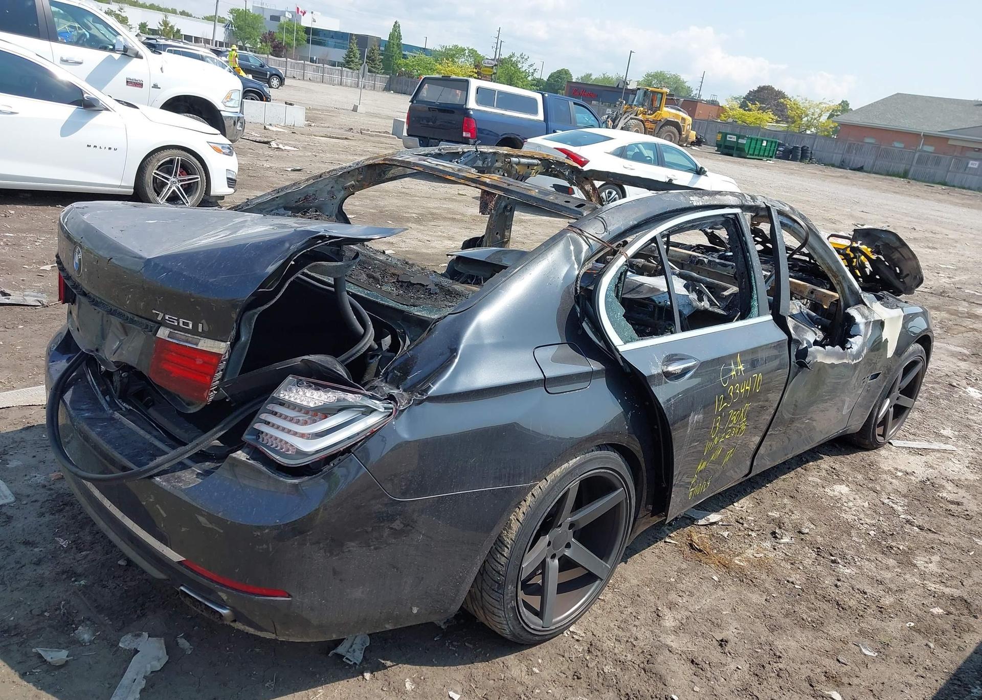 2013 BMW 750 XI