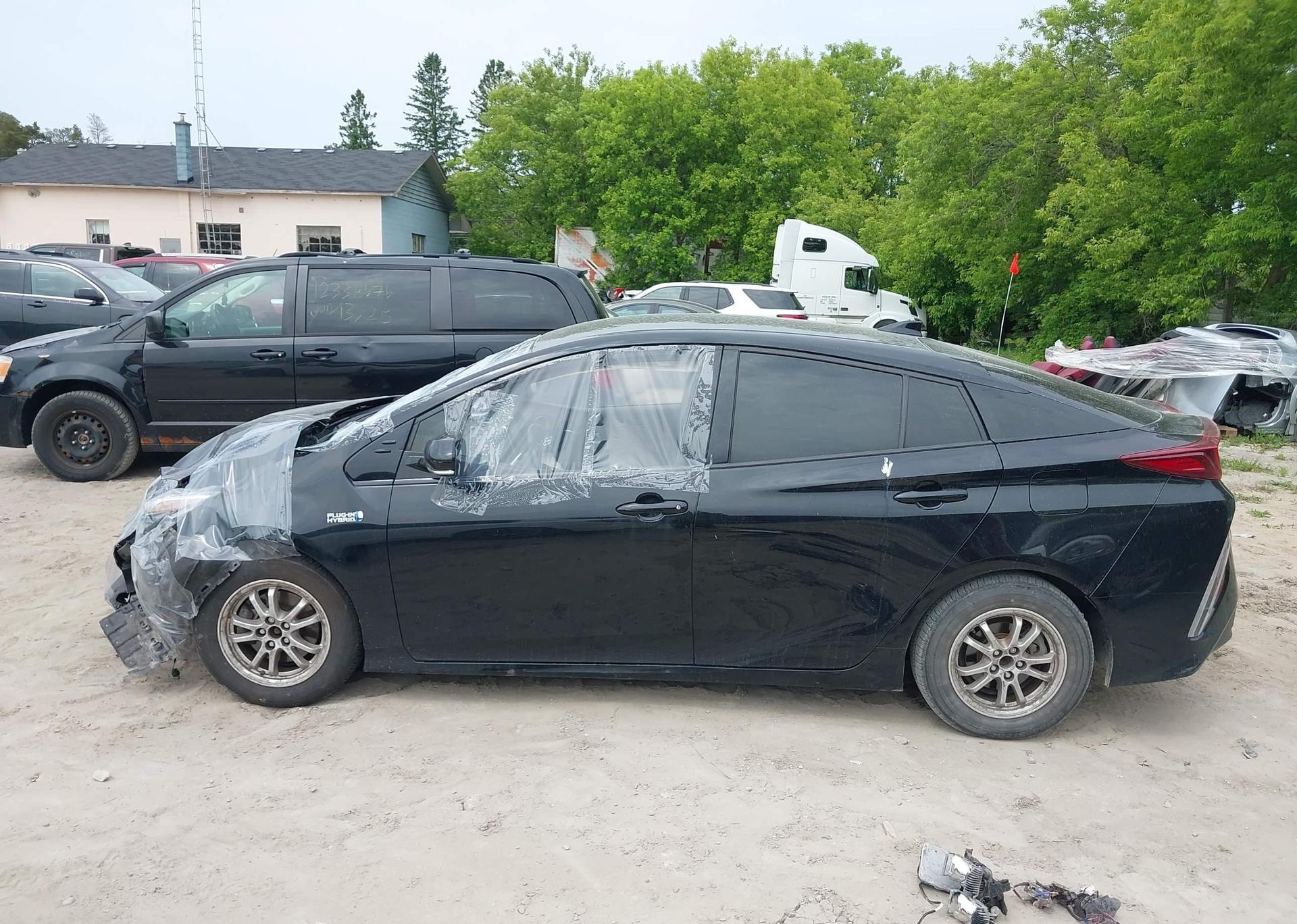 2020 TOYOTA PRIUS PRIME UPGRADE