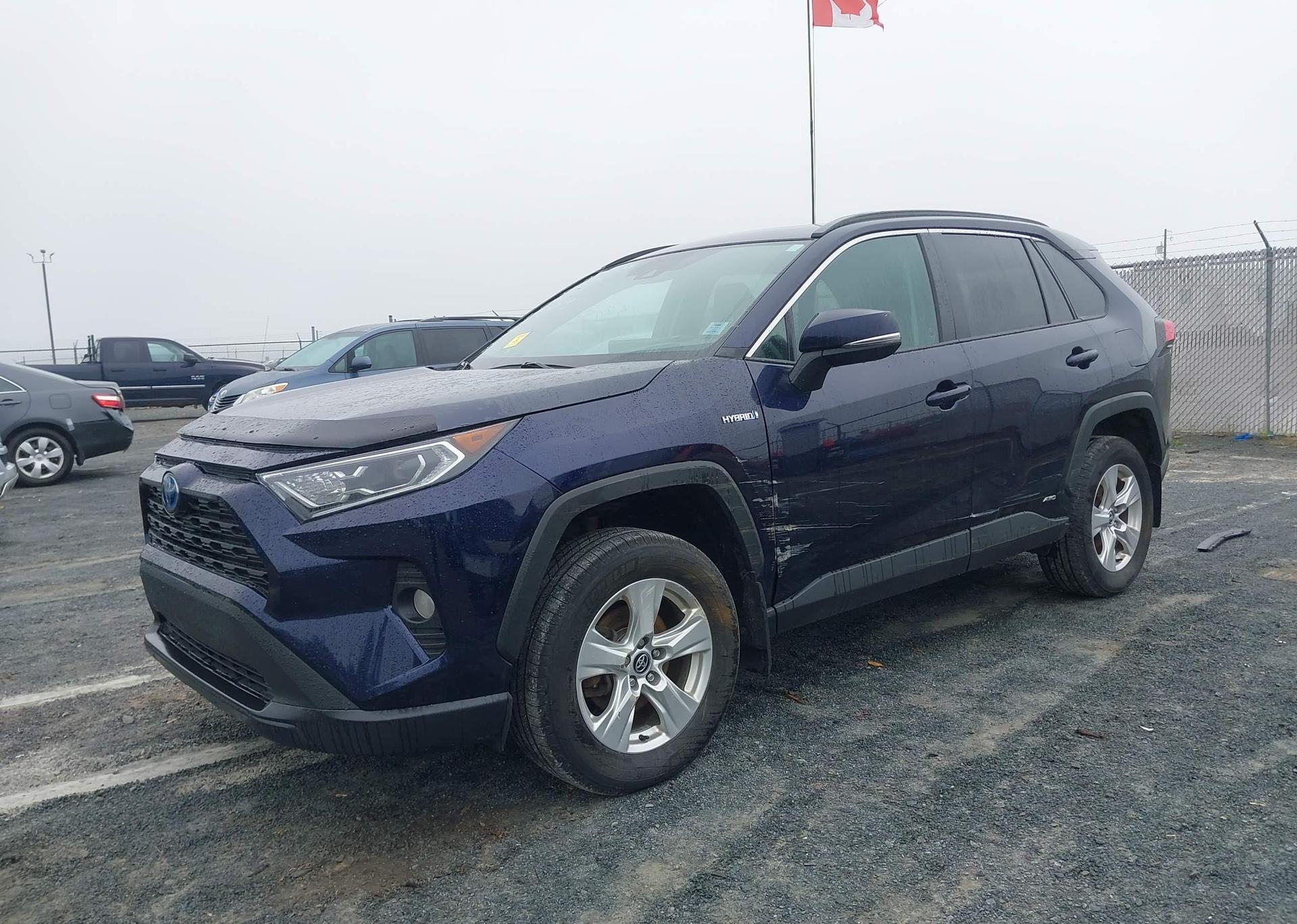 2019 TOYOTA RAV4 HYBRID XLE