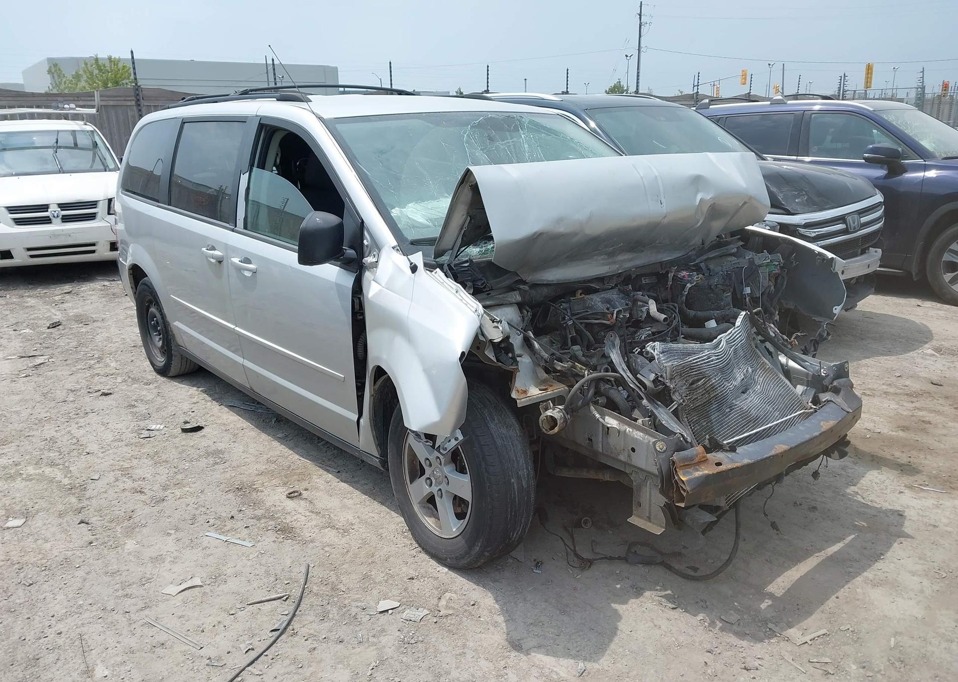 2010 DODGE GRAND CARAVAN SE