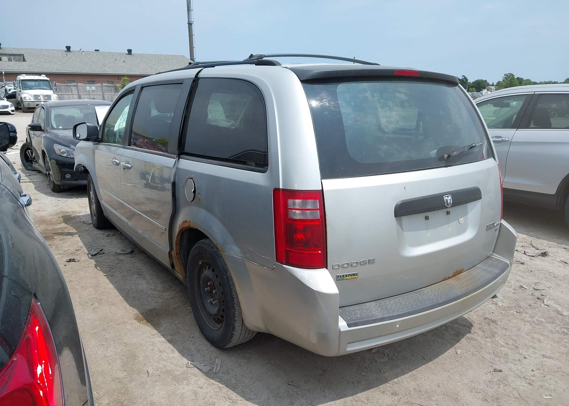 2010 DODGE GRAND CARAVAN SE