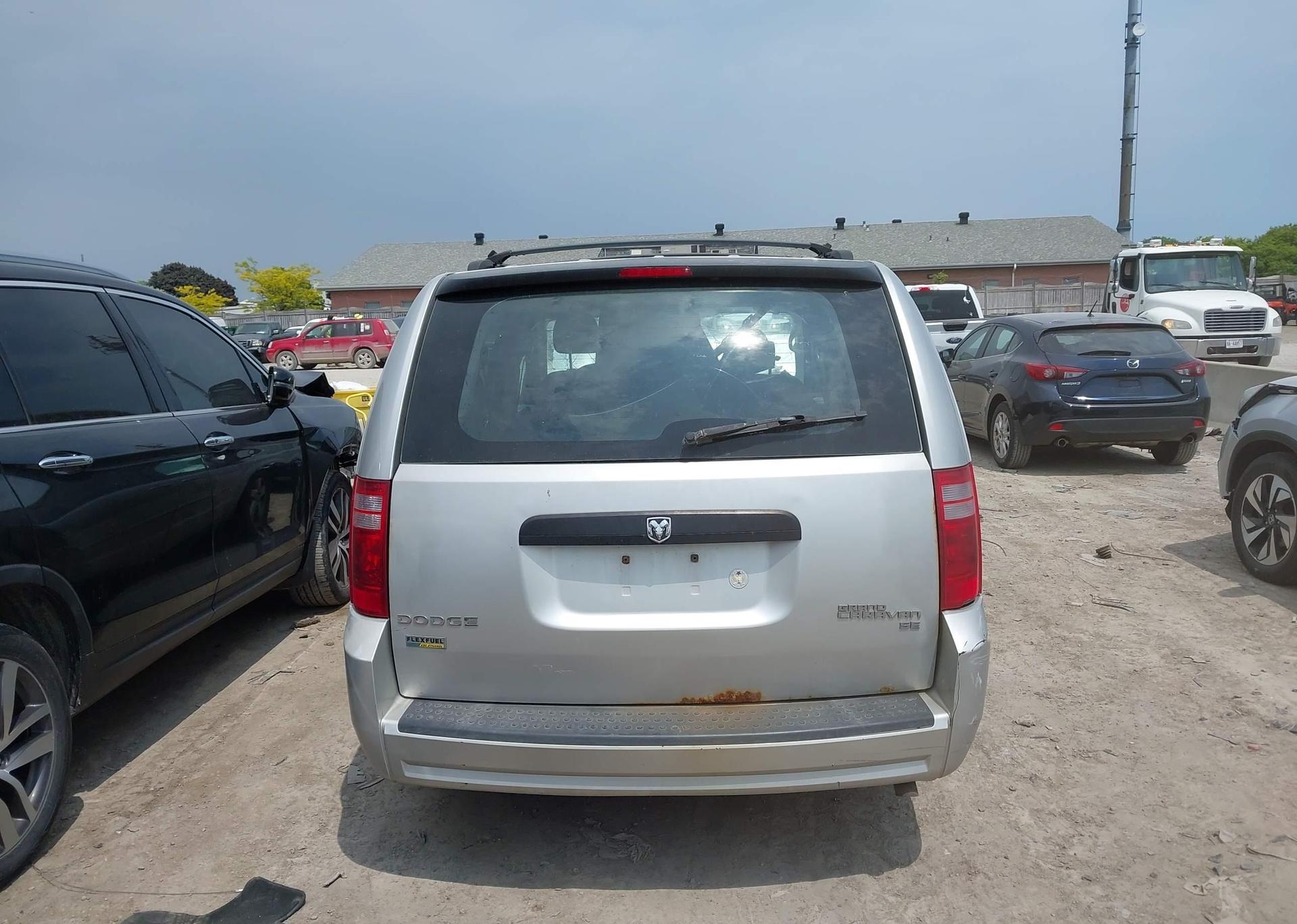 2010 DODGE GRAND CARAVAN SE
