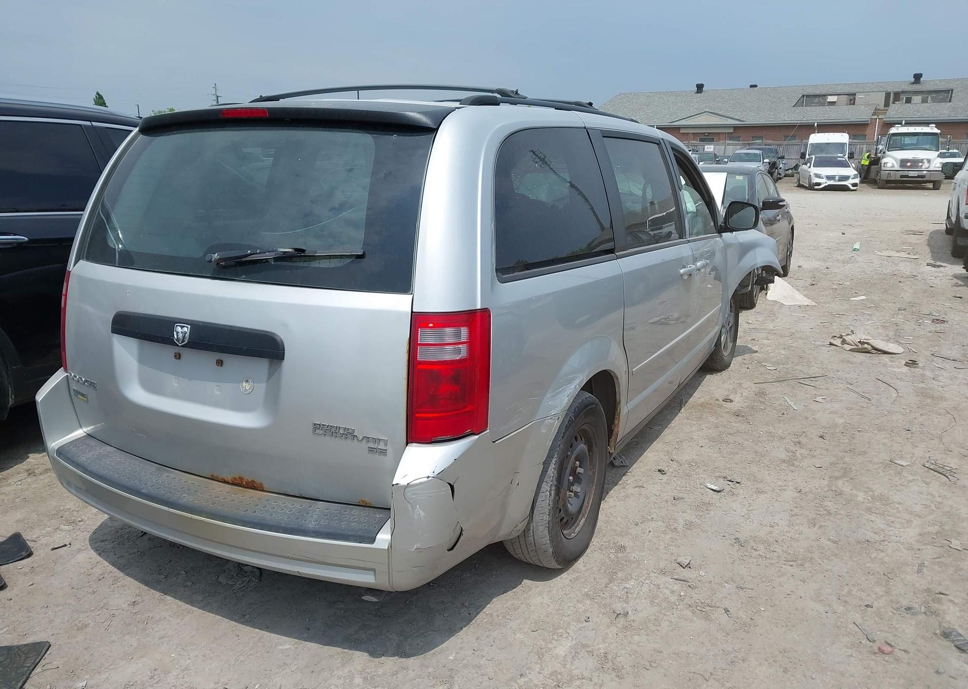 2010 DODGE GRAND CARAVAN SE