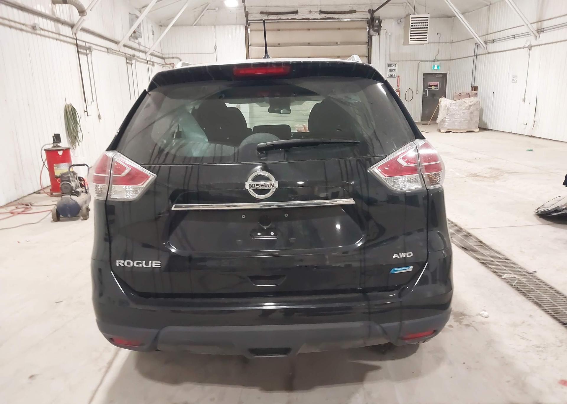2014 NISSAN ROGUE S