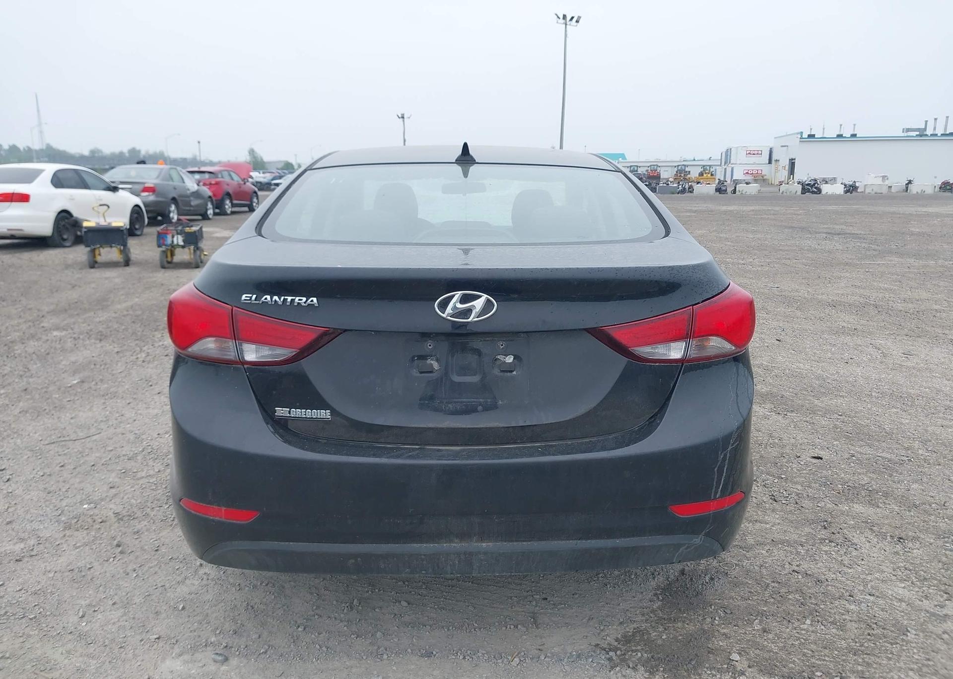 2015 HYUNDAI ELANTRA